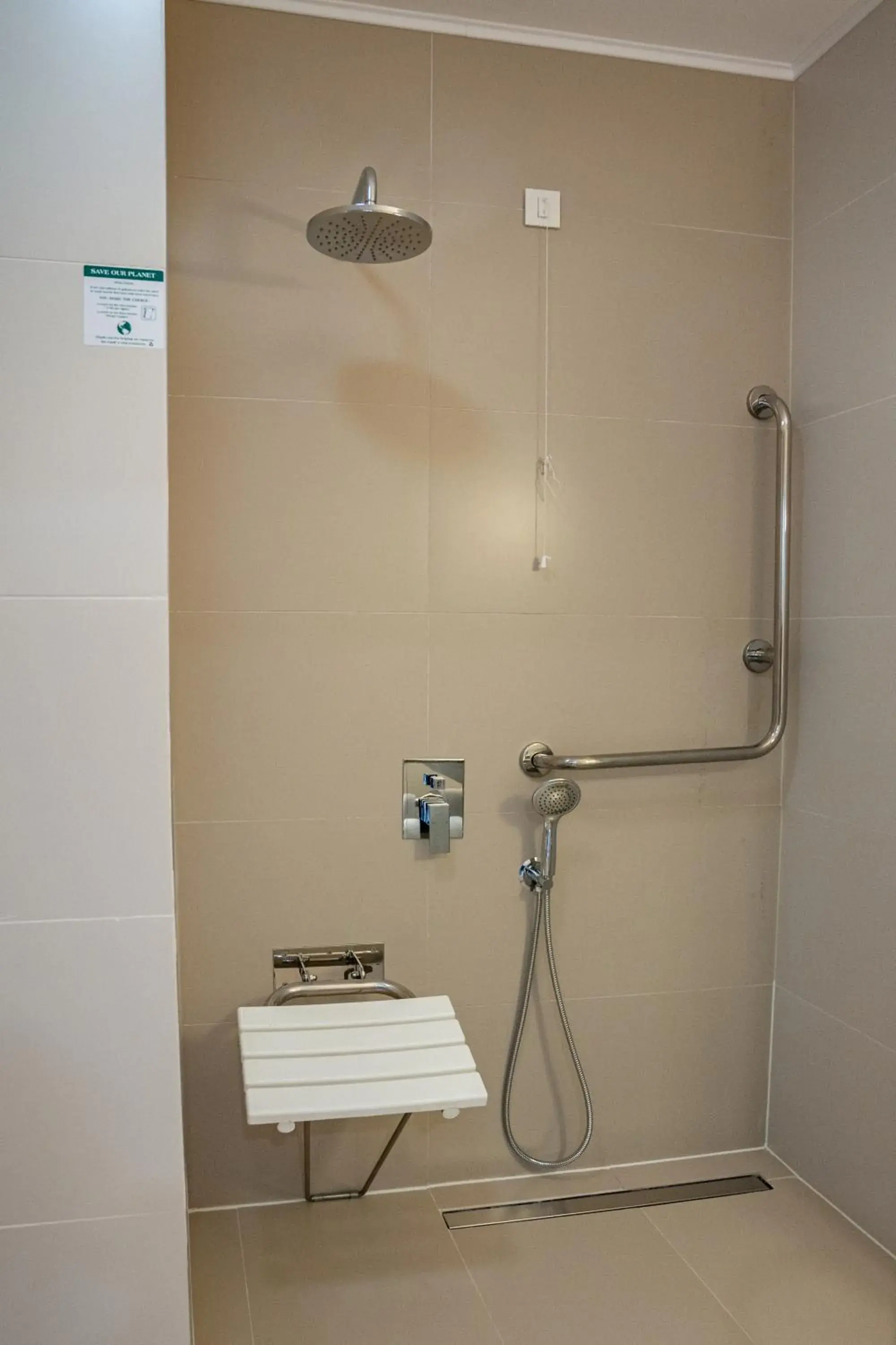 Family Room - single occupancy - Disability Access in Hotel Palcich Plitvice Family Room - single occupancy - Disability Access in Hotel Palcich Plitvice