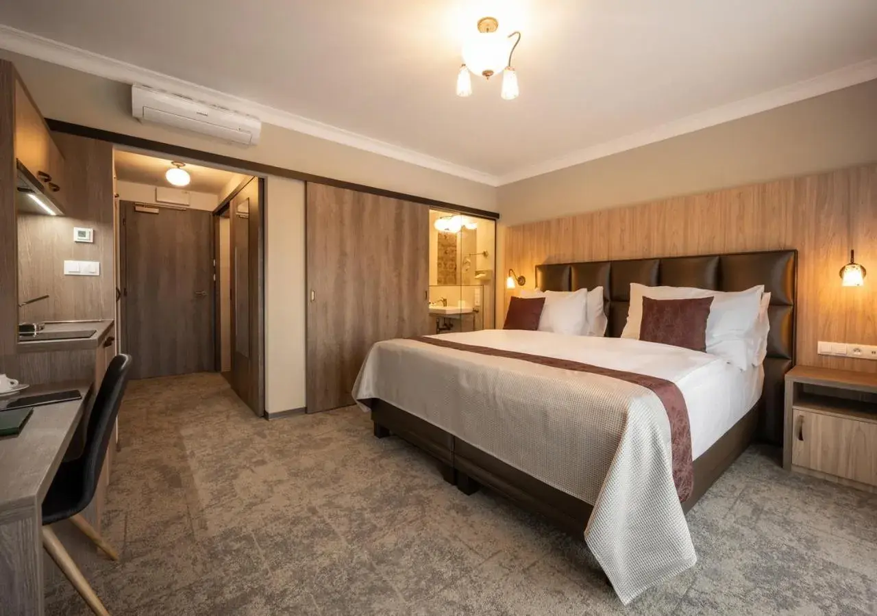 Executive Suite with Balcony and Spa Access in EFI SPA Hotel Superior & Pivovar Executive Suite with Balcony and Spa Access in EFI SPA Hotel Superior & Pivovar