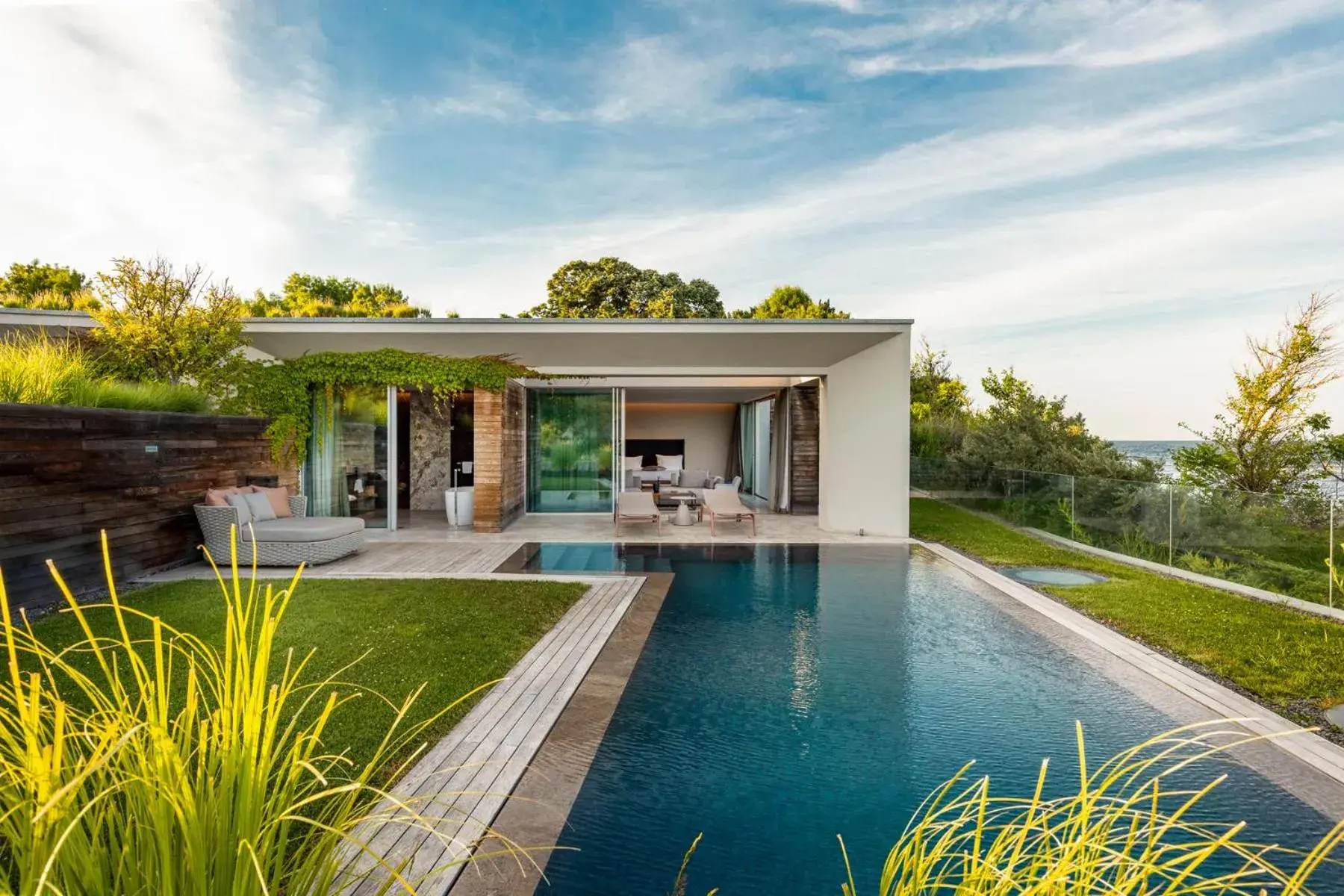 One-Bedroom Premium Villa Sea Side in Vaya Beach Resort One-Bedroom Premium Villa Sea Side in Vaya Beach Resort