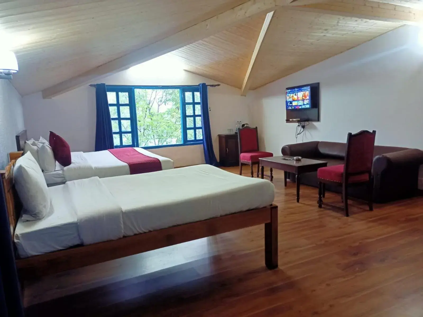 Deluxe Room in Manu Maharani Regency Deluxe Room in Manu Maharani Regency