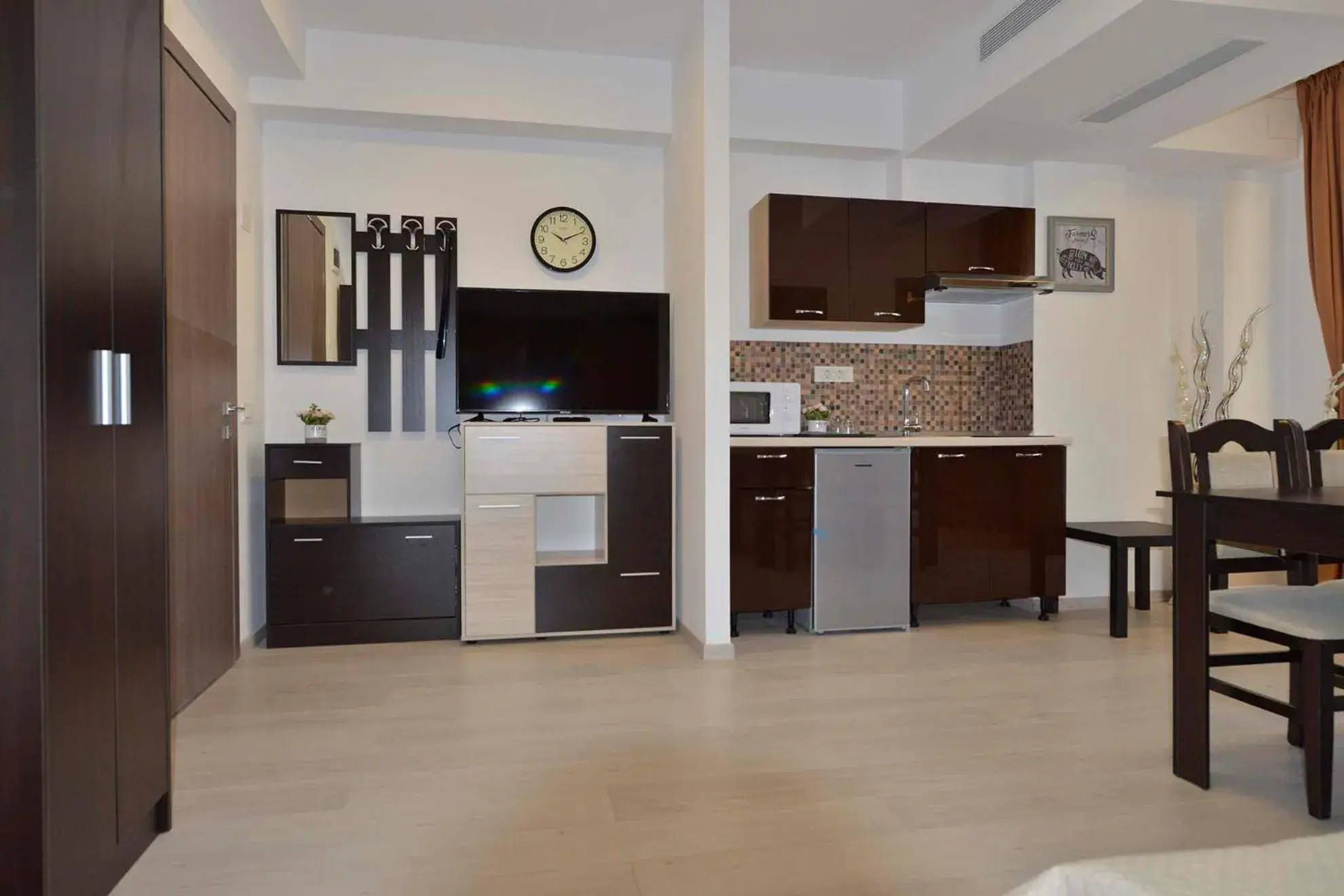 Deluxe Single Room - single occupancy in AMADEUS RESIDENCE Deluxe Single Room - single occupancy in AMADEUS RESIDENCE