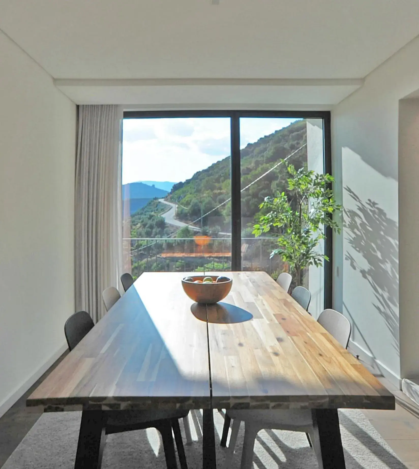 Three-Bedroom Apartment in DouroXisto Three-Bedroom Apartment in DouroXisto