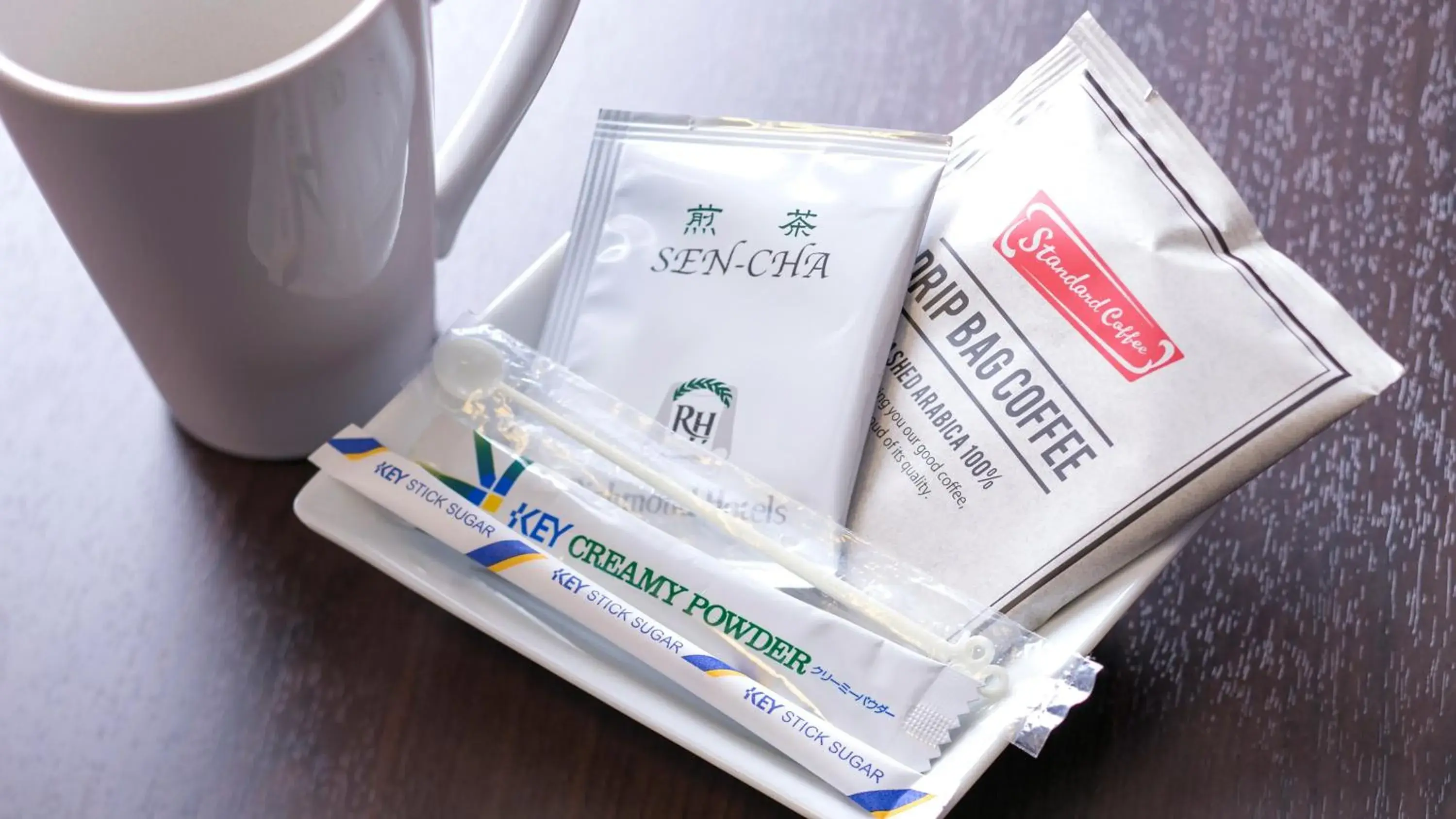 Deluxe Double Room - Non-Smoking in Richmond Hotel Hakata Ekimae Deluxe Double Room - Non-Smoking in Richmond Hotel Hakata Ekimae