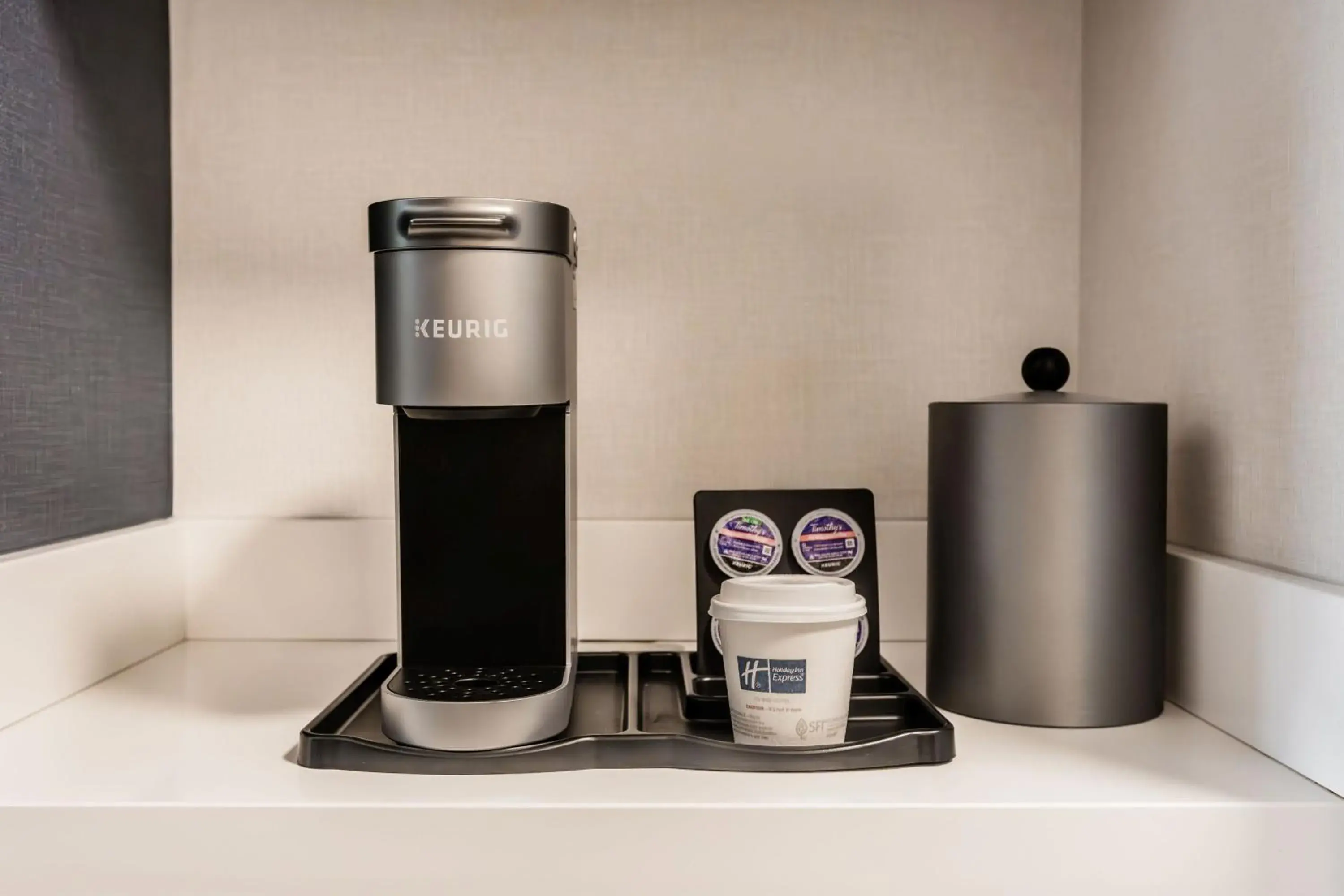 Standard Room in Holiday Inn Express & Suites - Welland Standard Room in Holiday Inn Express & Suites - Welland