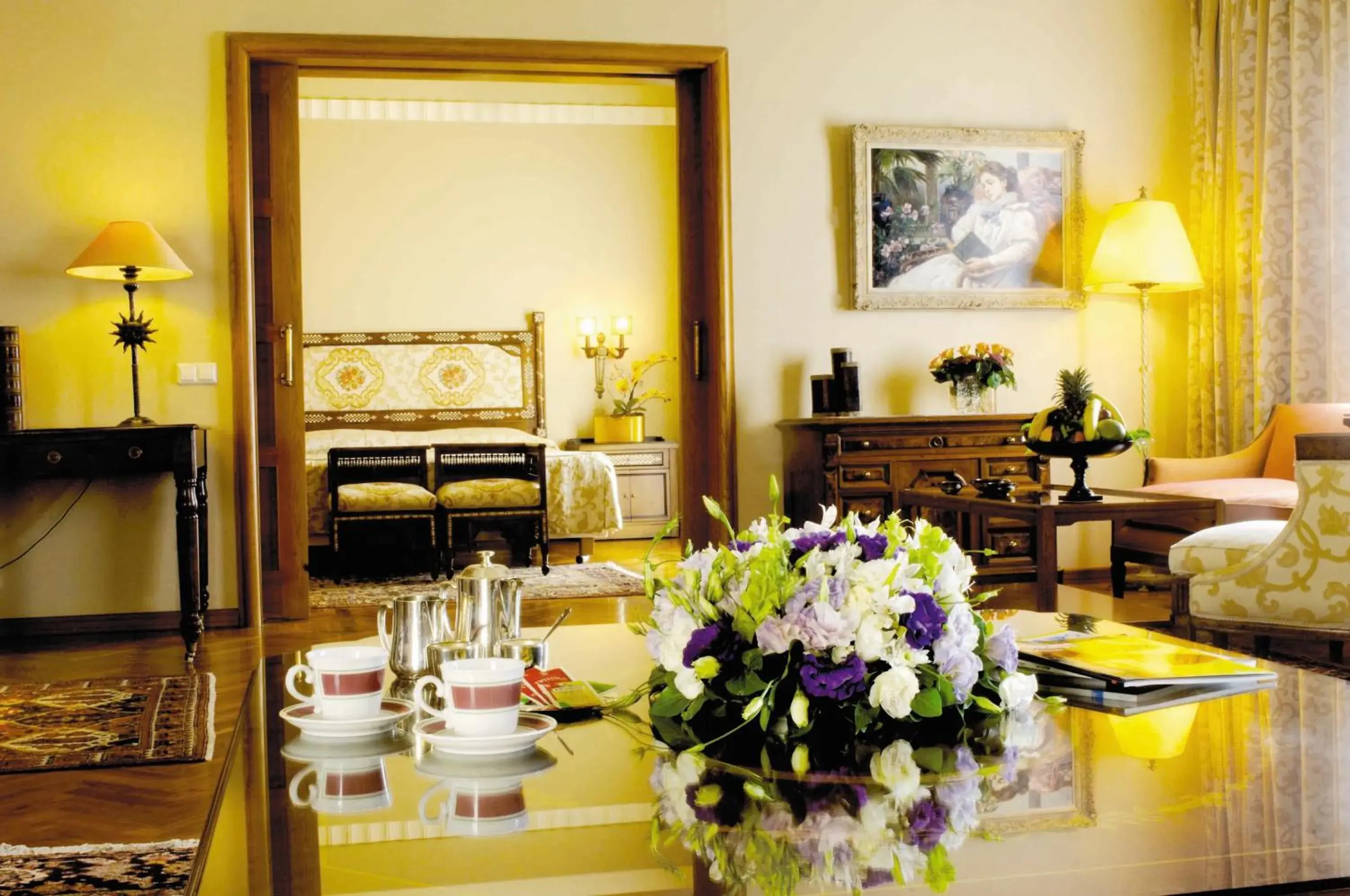 Presidential Suite with Sea View in Warwick Palm Beach Hotel Presidential Suite with Sea View in Warwick Palm Beach Hotel