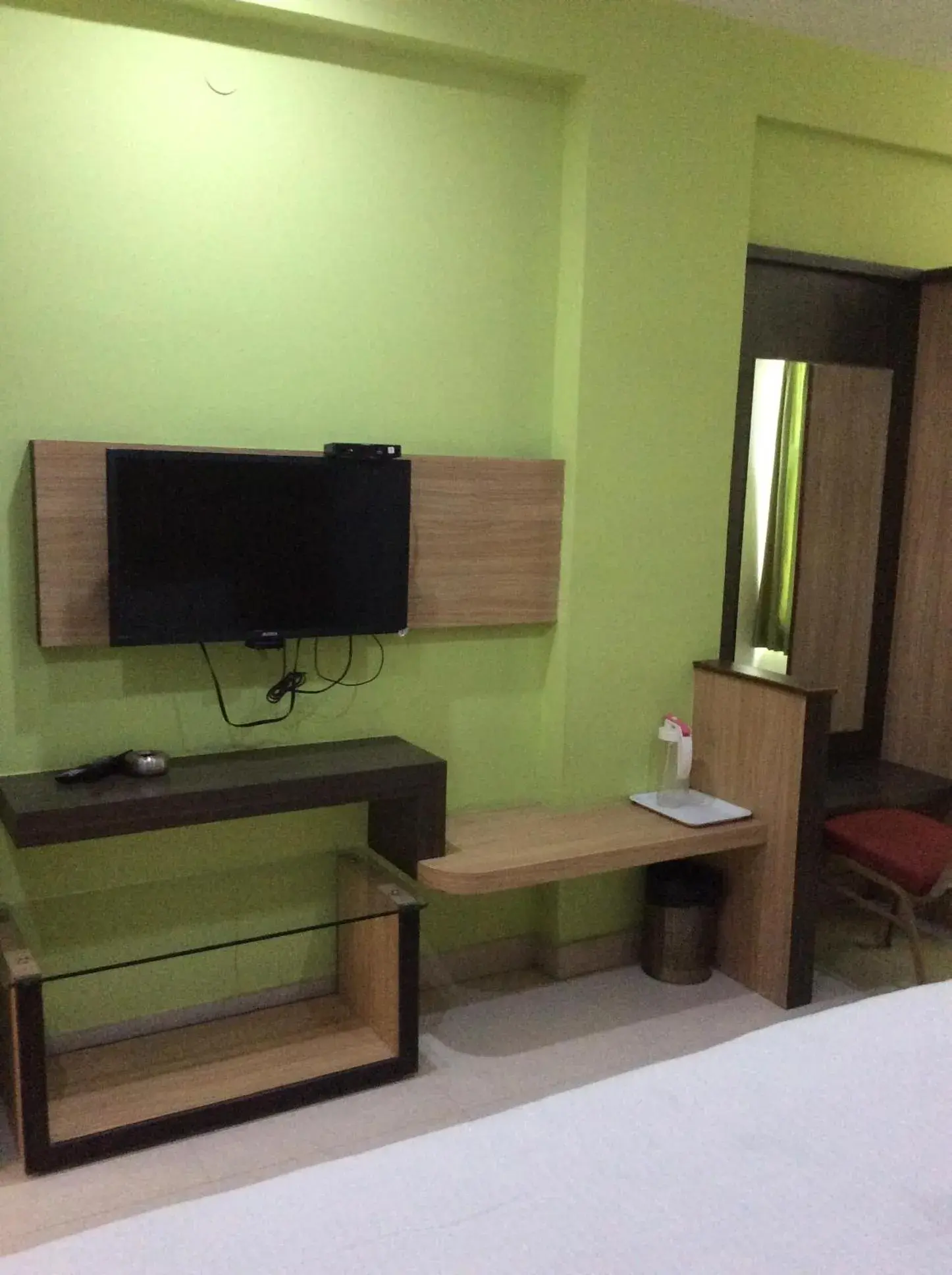 Deluxe Double Room in HOTEL SRI VAARI RESIDENCY Deluxe Double Room in HOTEL SRI VAARI RESIDENCY
