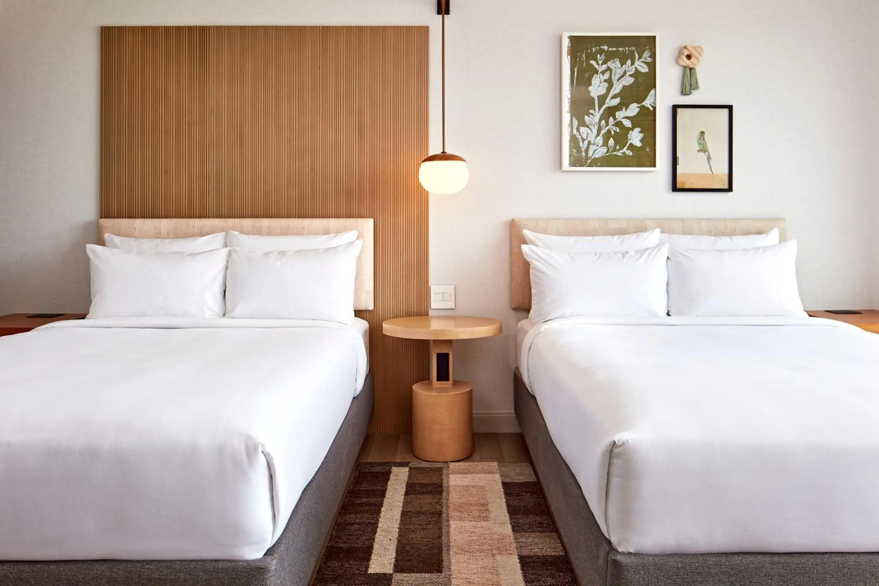 Queen Room with Two Queen Beds in Hotel Citrine, Palo Alto, a Tribute Portfolio Hotel Queen Room with Two Queen Beds in Hotel Citrine, Palo Alto, a Tribute Portfolio Hotel