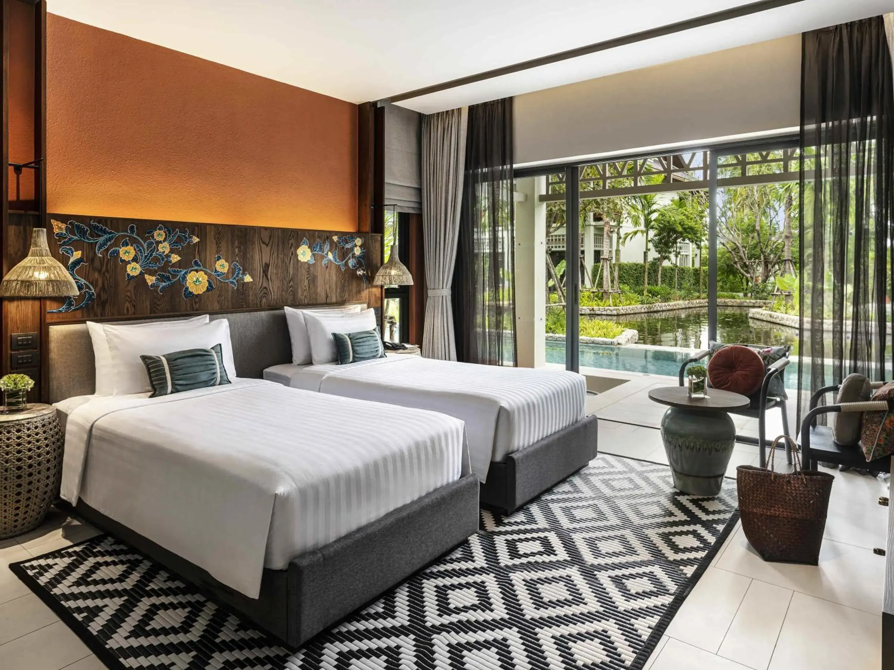 Deluxe Twin Room with Pool Access in Grand Mercure Khao Lak Bangsak Deluxe Twin Room with Pool Access in Grand Mercure Khao Lak Bangsak