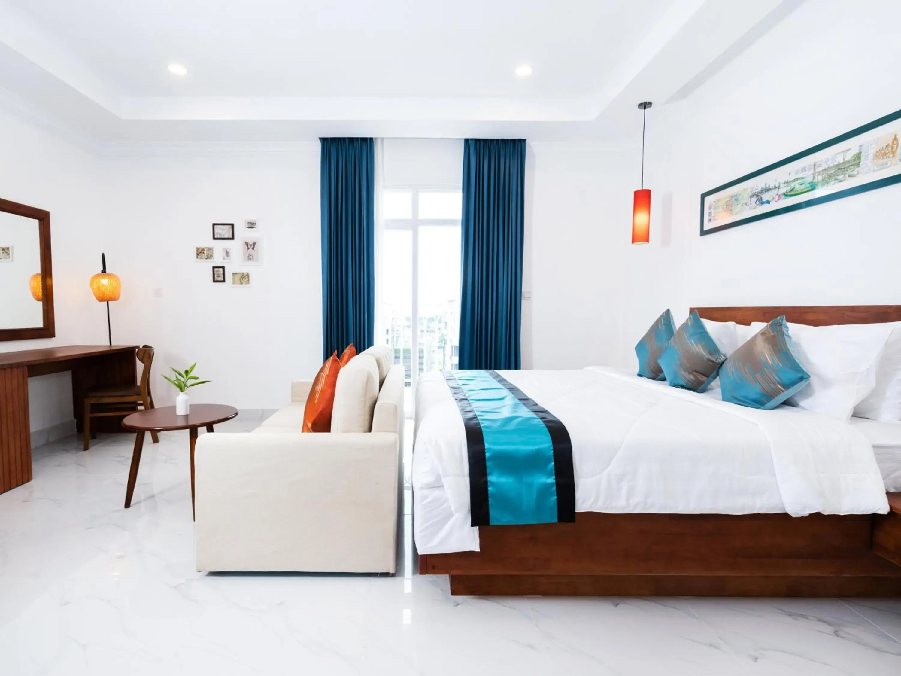 Premier Deluxe Double with Balcony in Le Kree Downtown Hotel Premier Deluxe Double with Balcony in Le Kree Downtown Hotel