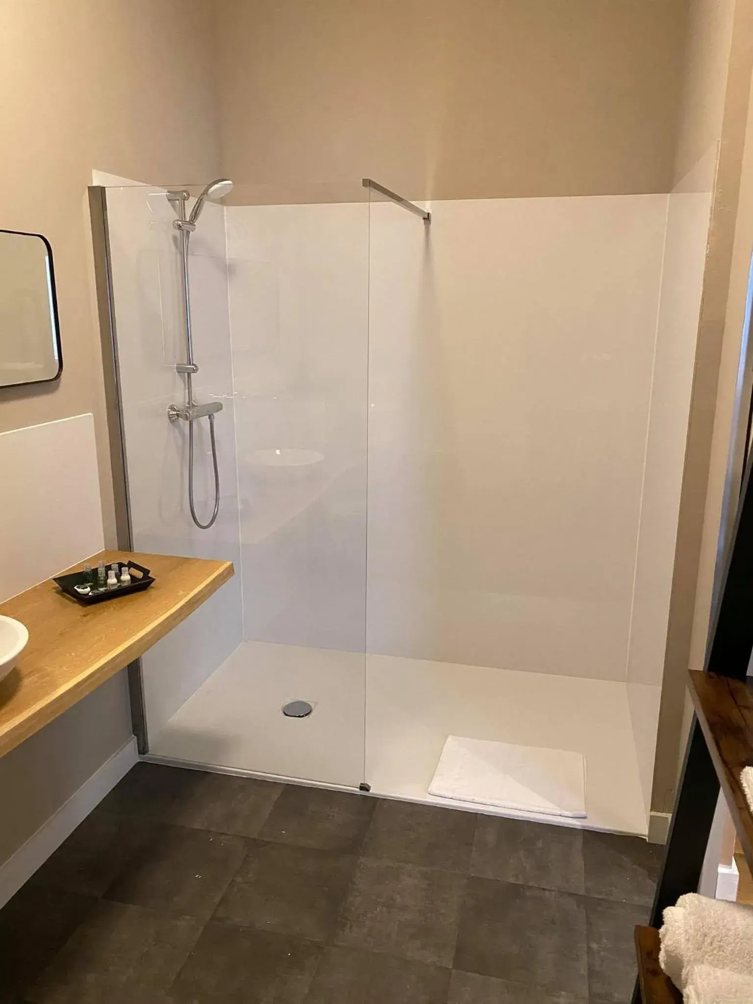 Budget Double Room - single occupancy in B&B Het Doctershoes Budget Double Room - single occupancy in B&B Het Doctershoes