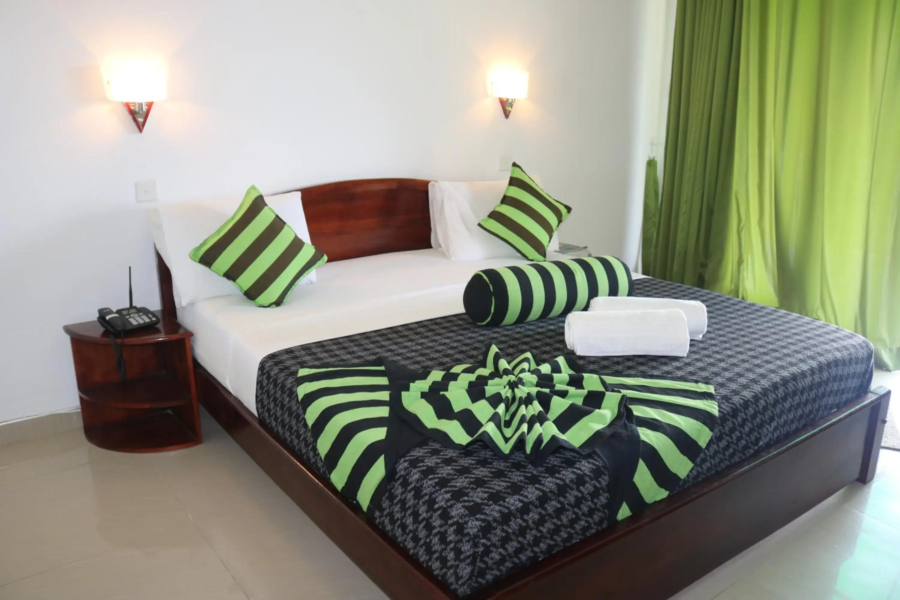 Standard Double Room - single occupancy in Hotel Ella`s Edge Standard Double Room - single occupancy in Hotel Ella`s Edge