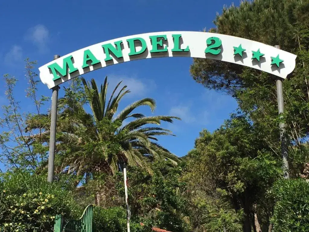 Residence Mandel 2 by Mandel Club Residence Mandel 2 by Mandel Club