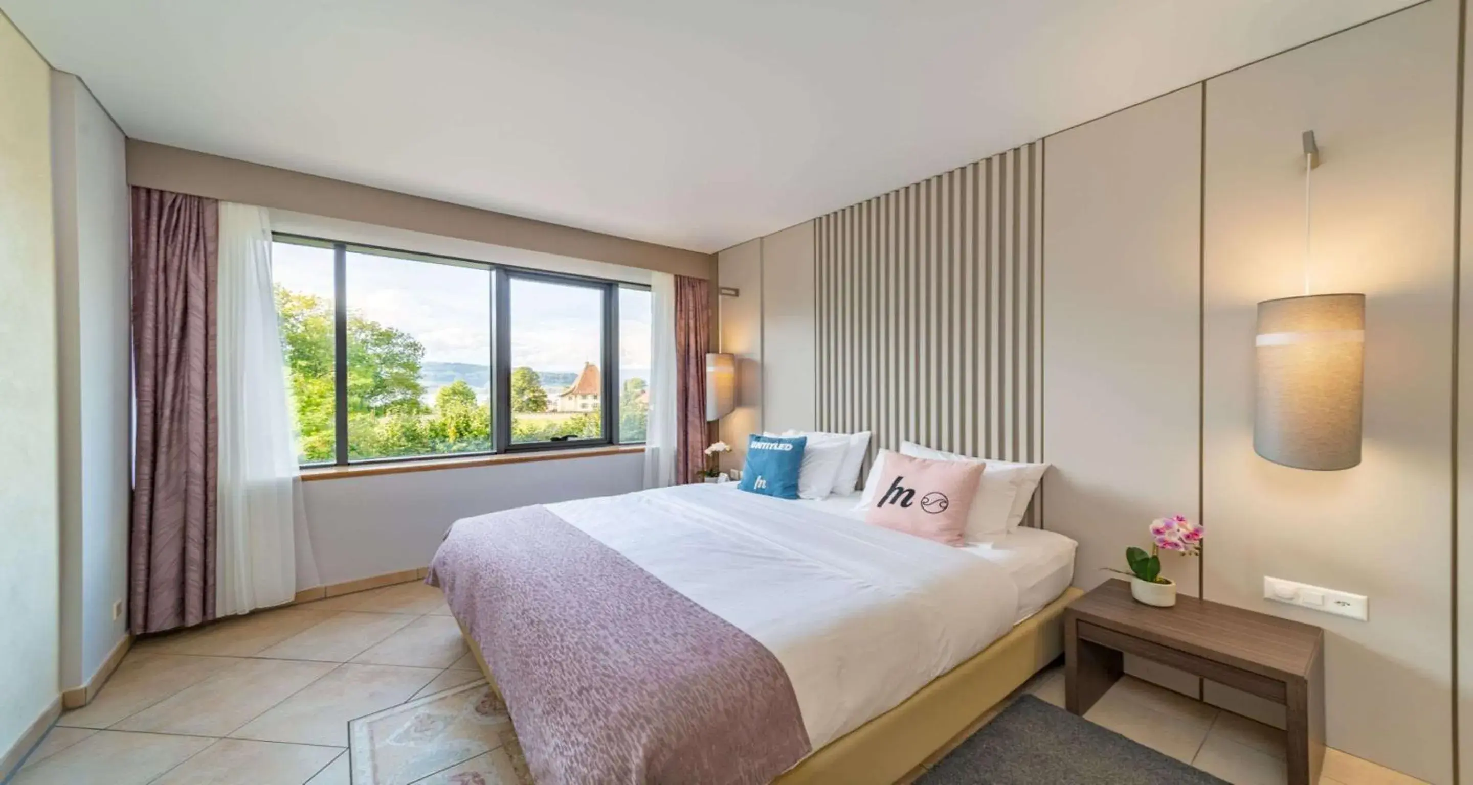 Deluxe King Studio in SeePark Hotel Murten Deluxe King Studio in SeePark Hotel Murten