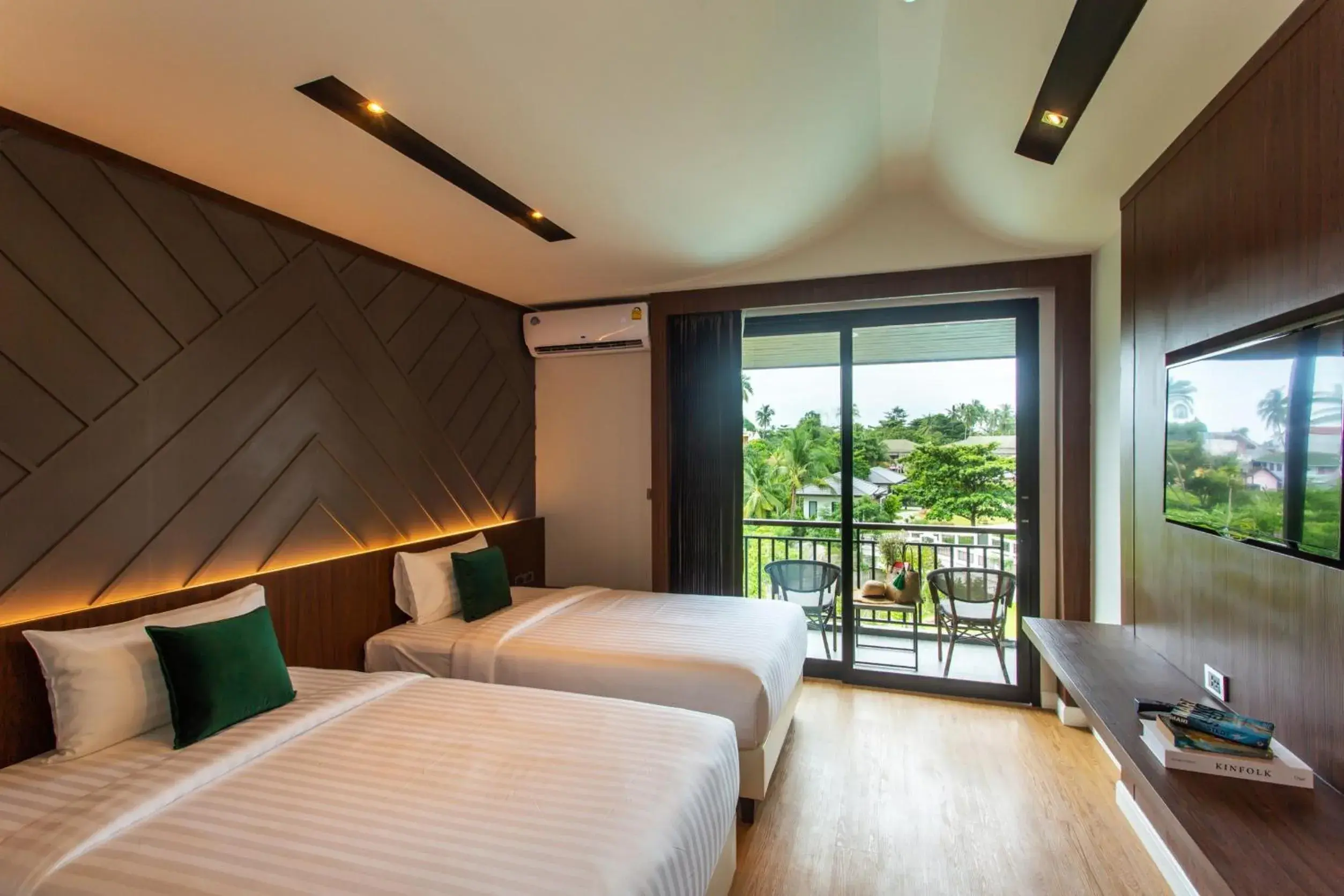 Deluxe Twin Room in The Canale Samui Resort Deluxe Twin Room in The Canale Samui Resort