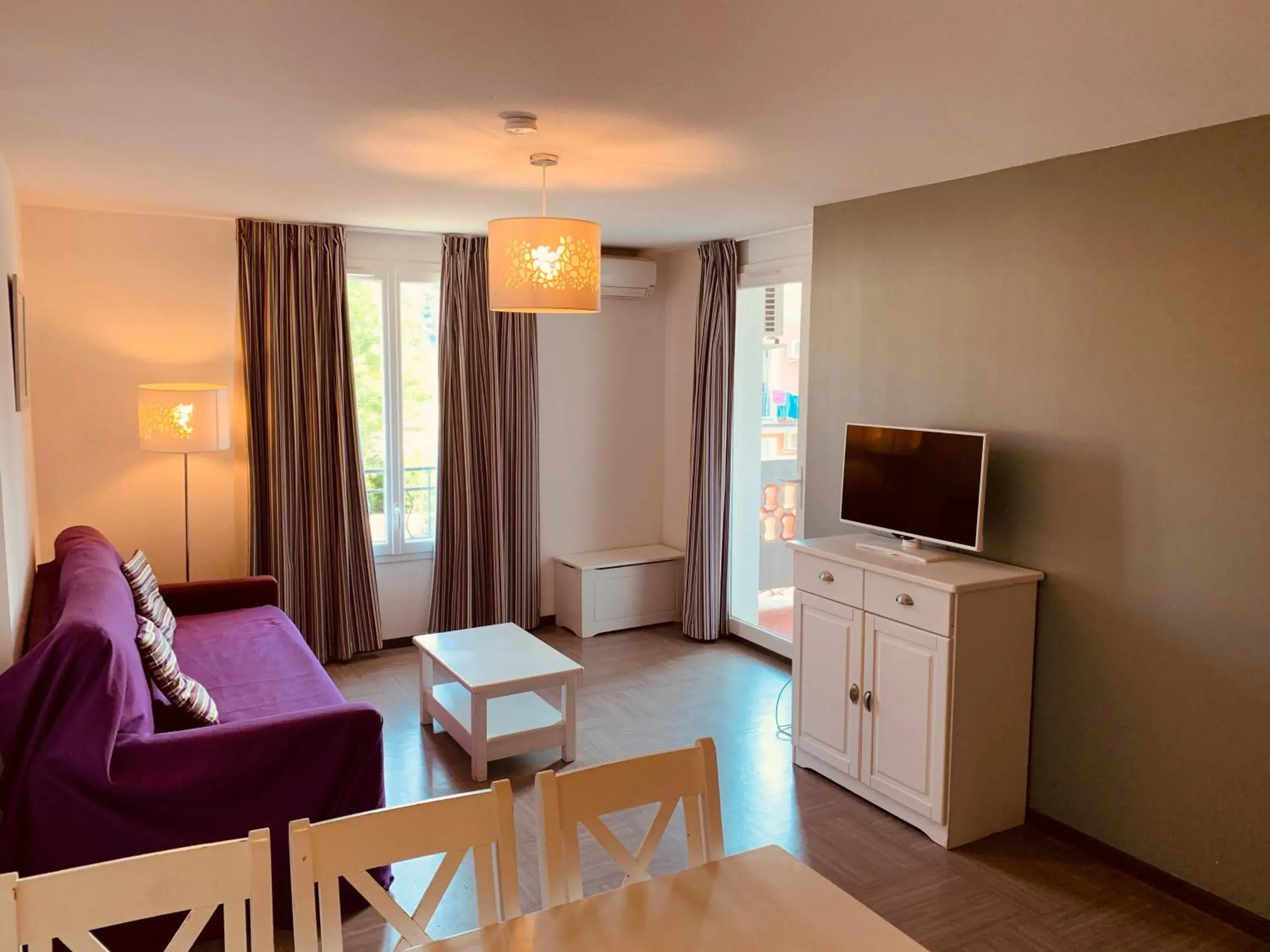 Two-Bedroom Apartment Privilège (6 Adults) in Terres de France - Résidence Côté Provence Two-Bedroom Apartment Privilège (6 Adults) in Terres de France - Résidence Côté Provence