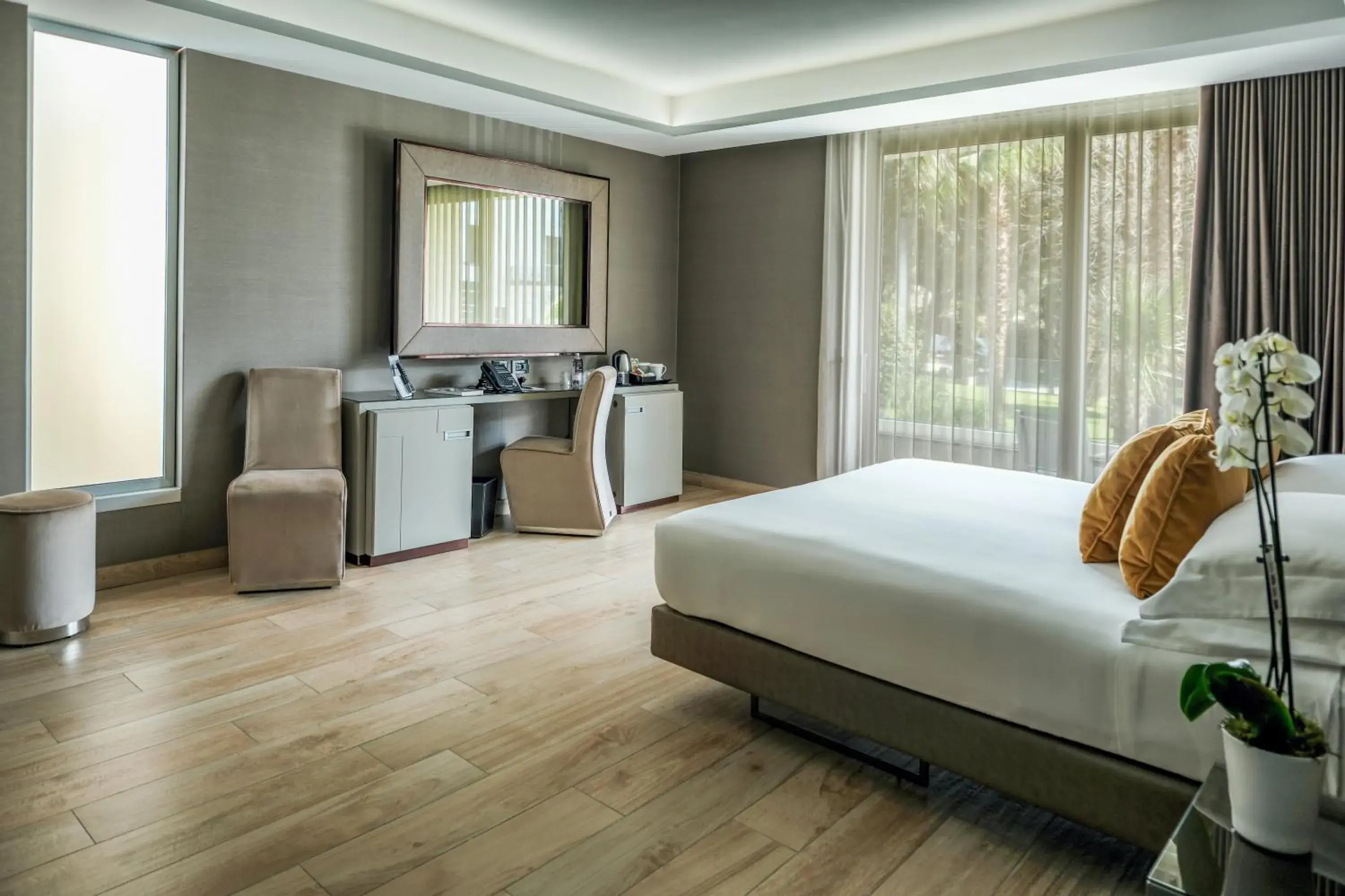 Deluxe Double Room with Lateral Sea View - single occupancy in Hotel & Resort Tre Fontane Luxury Deluxe Double Room with Lateral Sea View - single occupancy in Hotel & Resort Tre Fontane Luxury