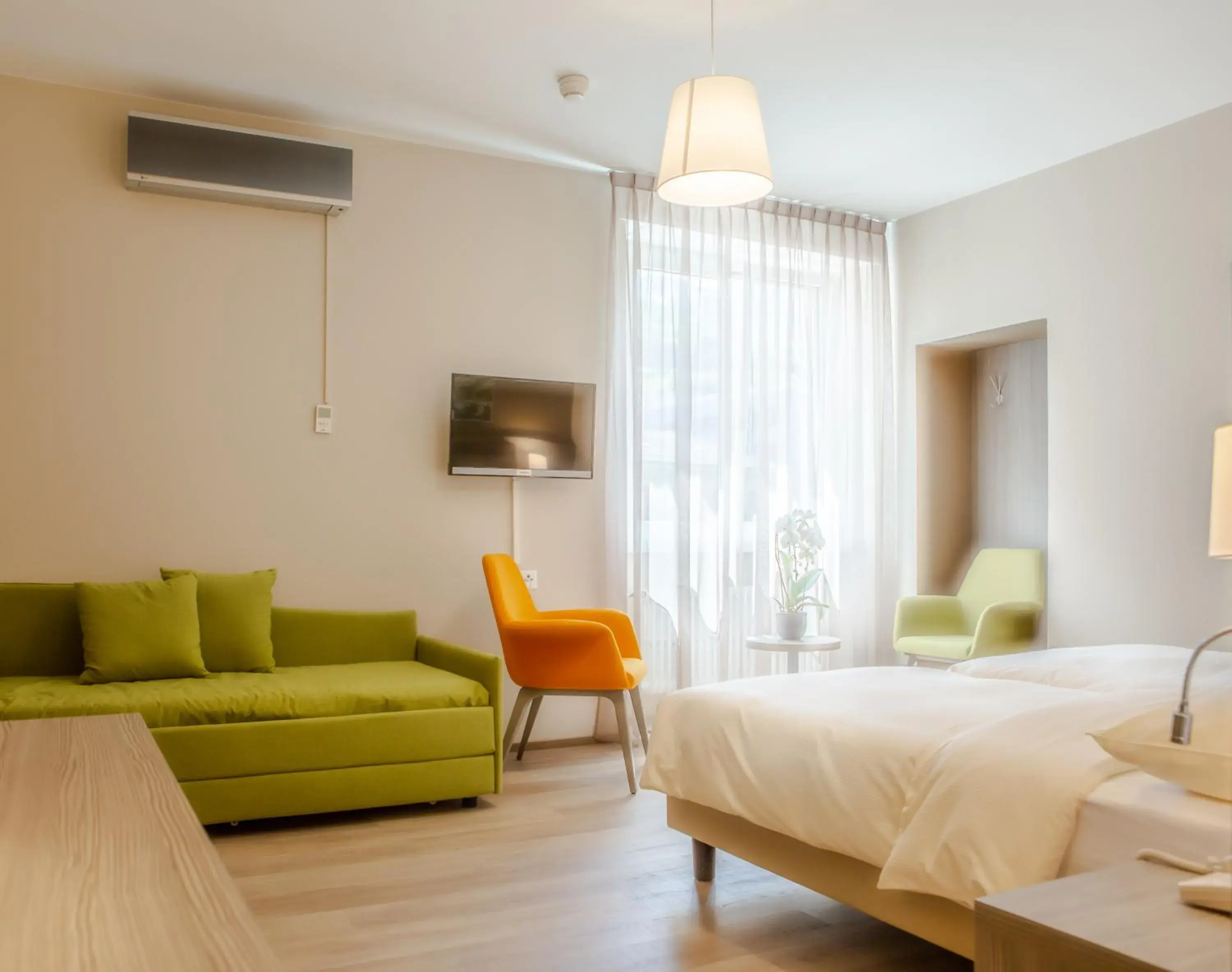 Comfort Quadruple Room in Hotel Unione Comfort Quadruple Room in Hotel Unione