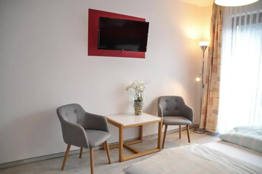 Double Room in Landhotel Kunzental Double Room in Landhotel Kunzental