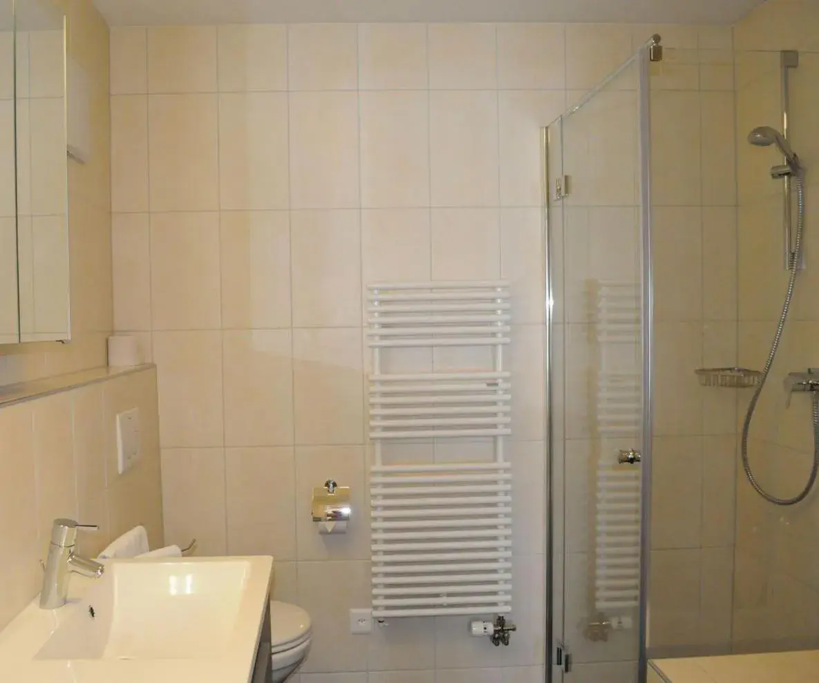 Two-Bedroom Apartment (no Access to Pool during off season) in Belle Epoque Hotel Victoria & Apartments Two-Bedroom Apartment (no Access to Pool during off season) in Belle Epoque Hotel Victoria & Apartments