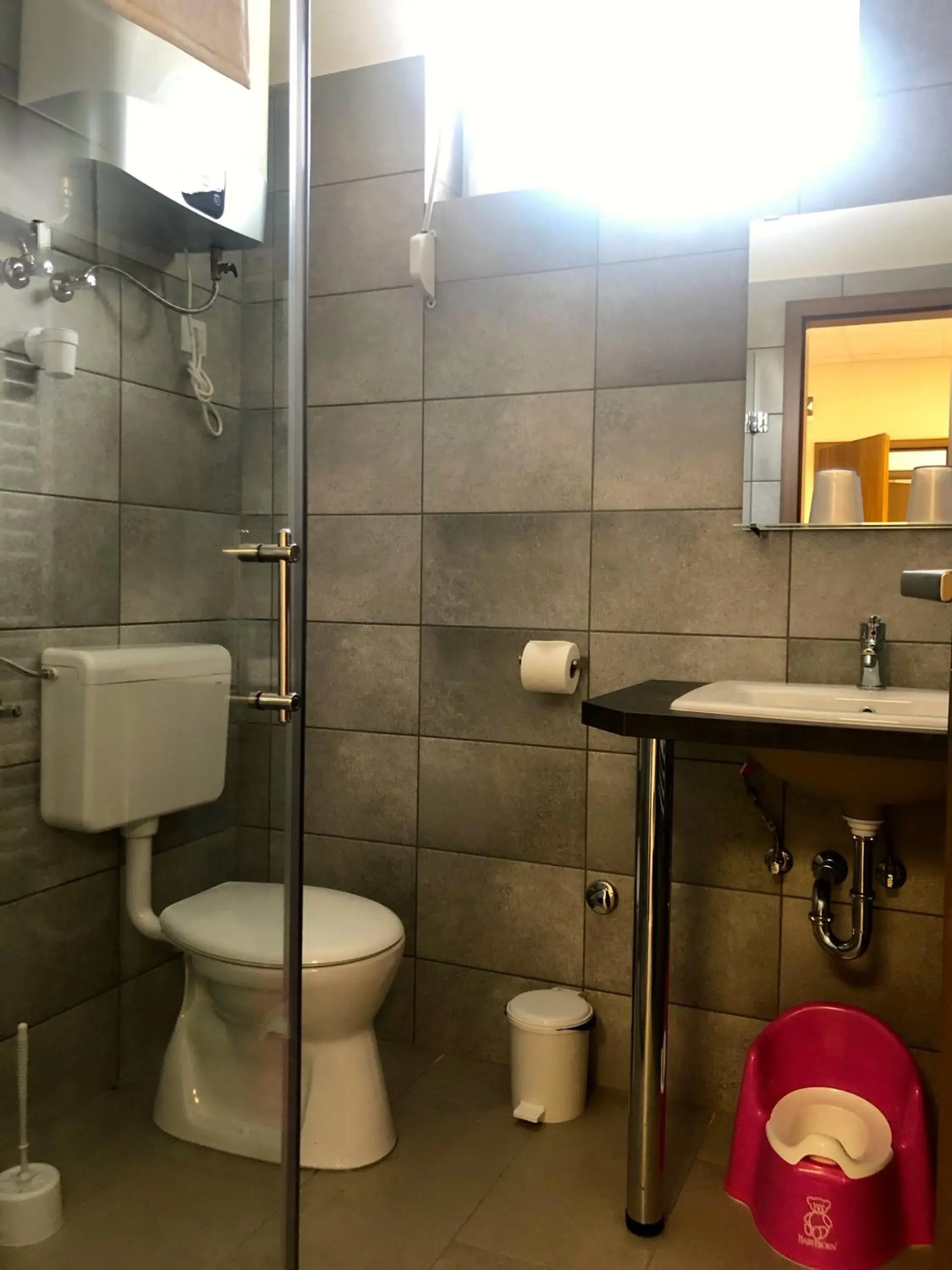 Deluxe Twin Room in Vecsési Rendezvényközpont és Panzió Deluxe Twin Room in Vecsési Rendezvényközpont és Panzió