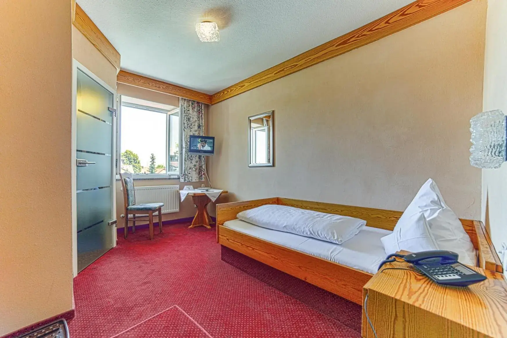 Single Room in Kneipp-Kurhotel Emilie Single Room in Kneipp-Kurhotel Emilie