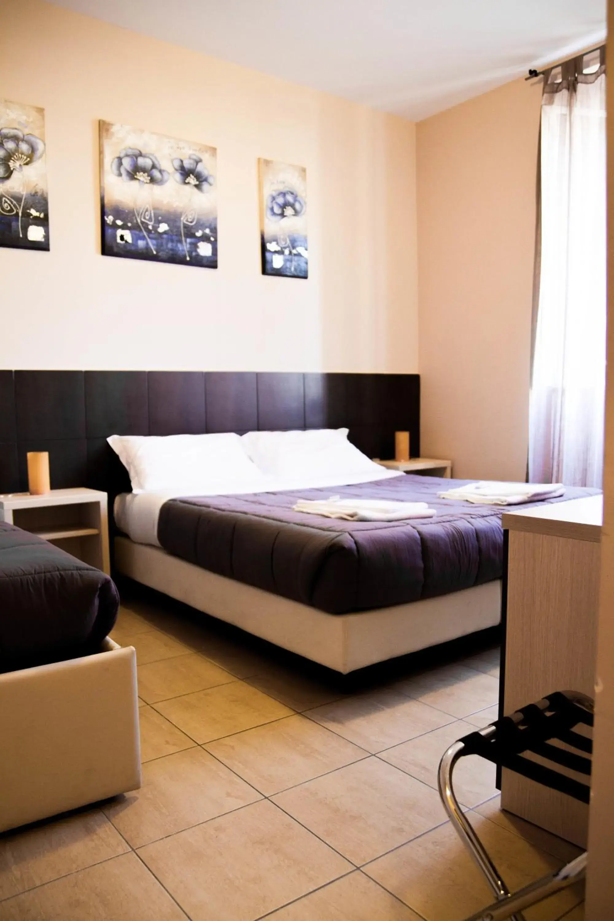 Triple Room in Mosaic Central Guest House Triple Room in Mosaic Central Guest House