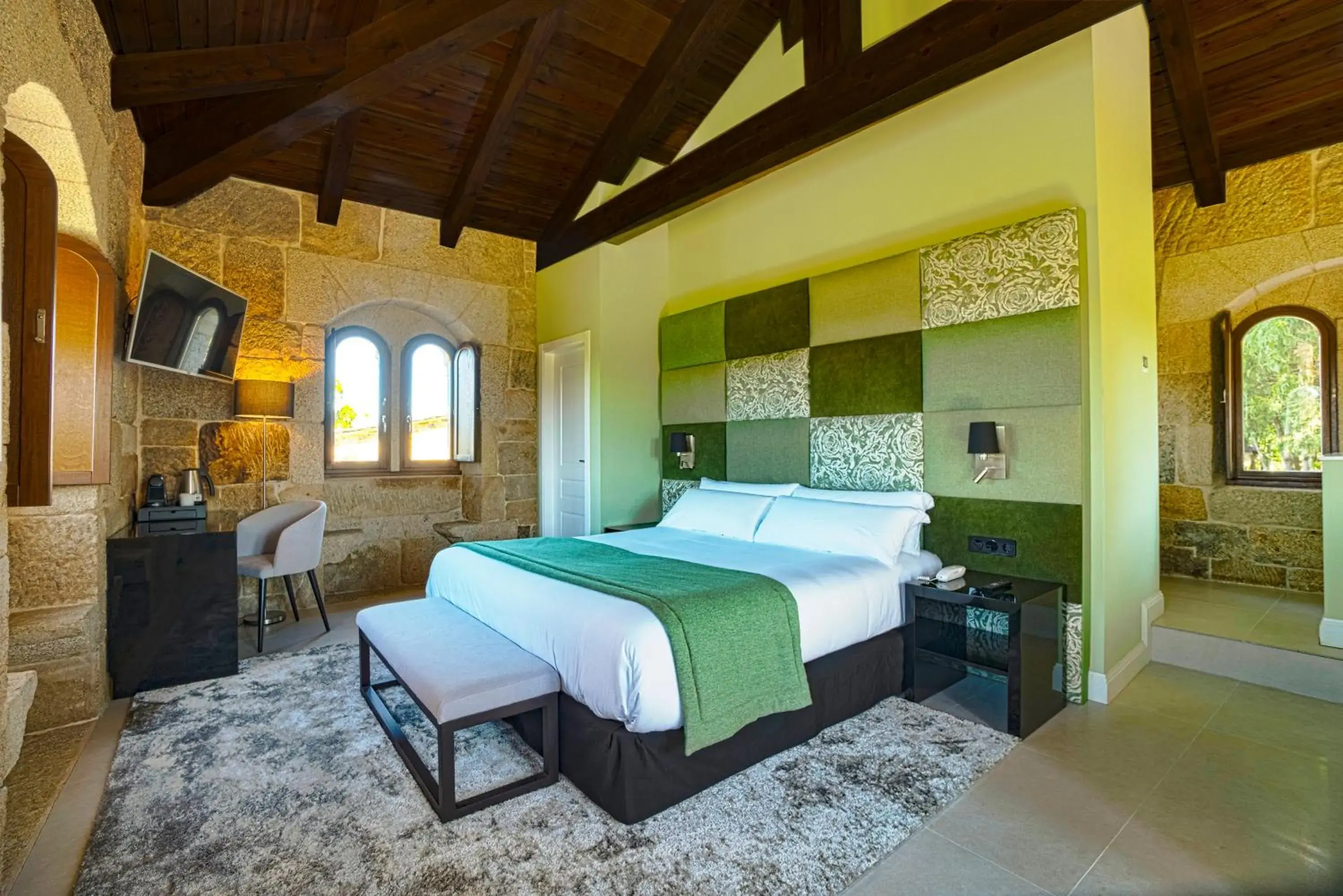 Deluxe Triple Room in Hotel As Torres da Hermida Deluxe Triple Room in Hotel As Torres da Hermida