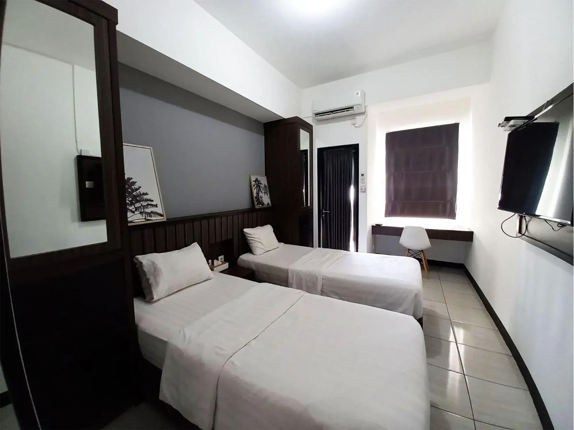 Superior Twin Room in Cordova Suites Superior Twin Room in Cordova Suites