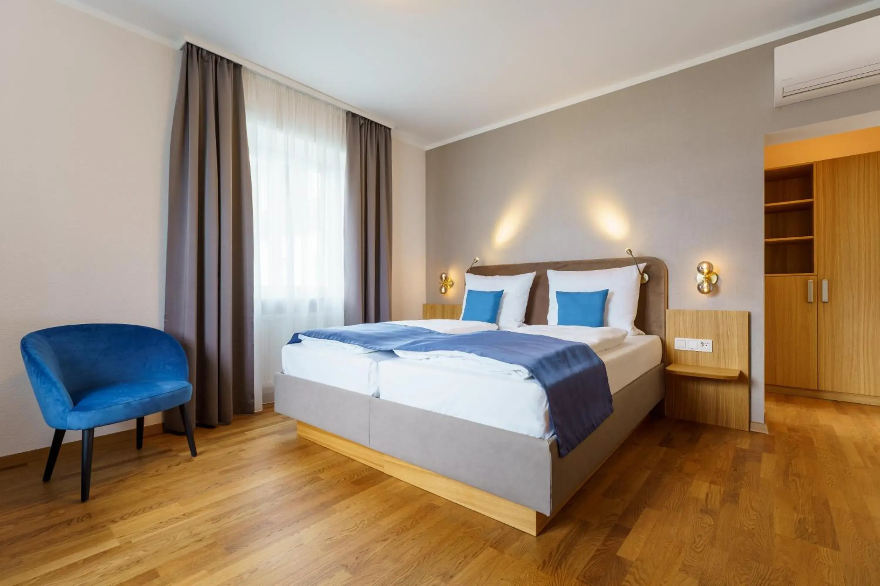 Double Room with Lake View in Hotel Wilder Mann Double Room with Lake View in Hotel Wilder Mann