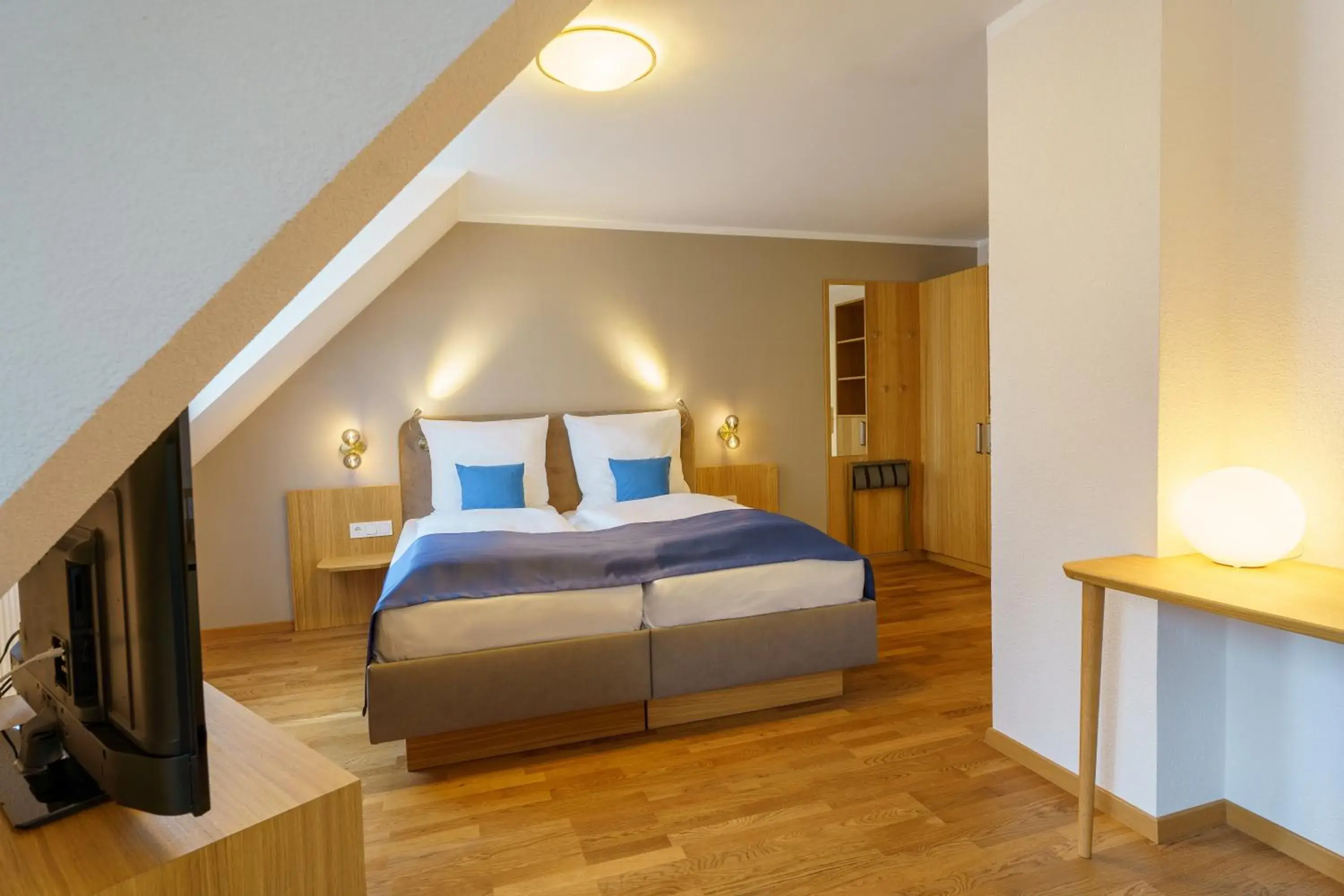 Deluxe Double Room - single occupancy in Hotel Wilder Mann Deluxe Double Room - single occupancy in Hotel Wilder Mann