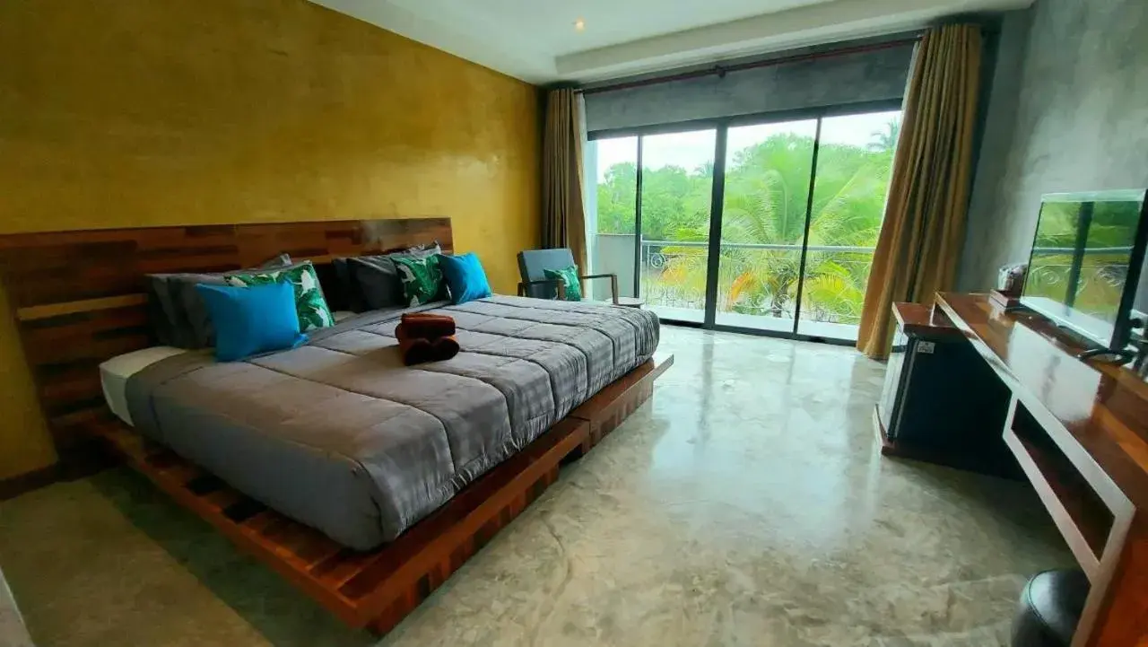 Double or Twin Room with View in River CoCo @ Amphawa Double or Twin Room with View in River CoCo @ Amphawa