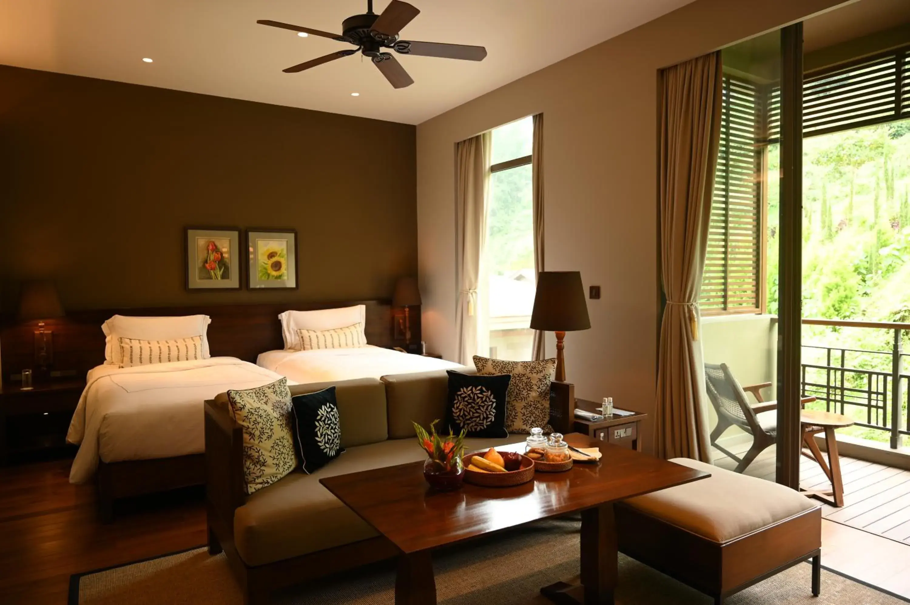 Luxury Room Valley View Twin Bed - single occupancy in Taj Chia Kutir Resort & Spa Darjeeling Luxury Room Valley View Twin Bed - single occupancy in Taj Chia Kutir Resort & Spa Darjeeling