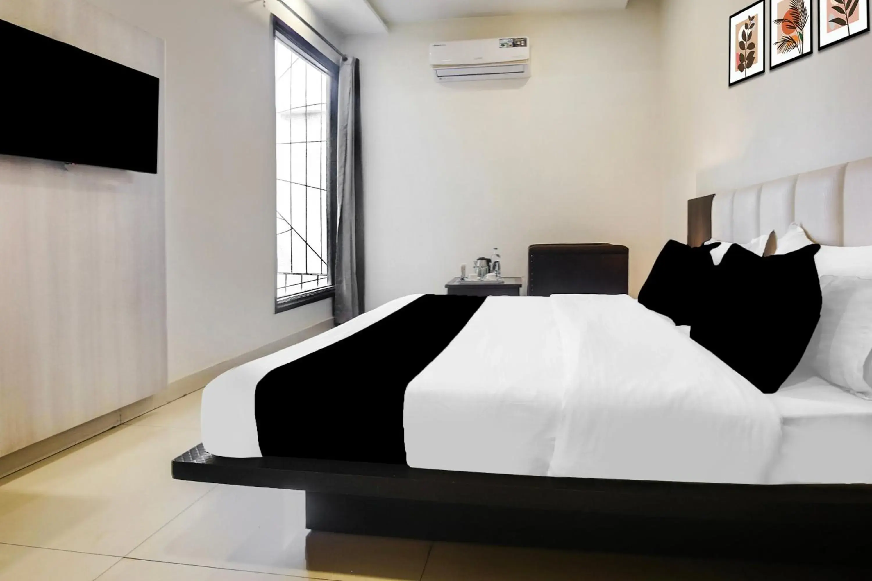 Classic Triple Room - single occupancy in Super Collection O Amritsar Near Railway Station Classic Triple Room - single occupancy in Super Collection O Amritsar Near Railway Station