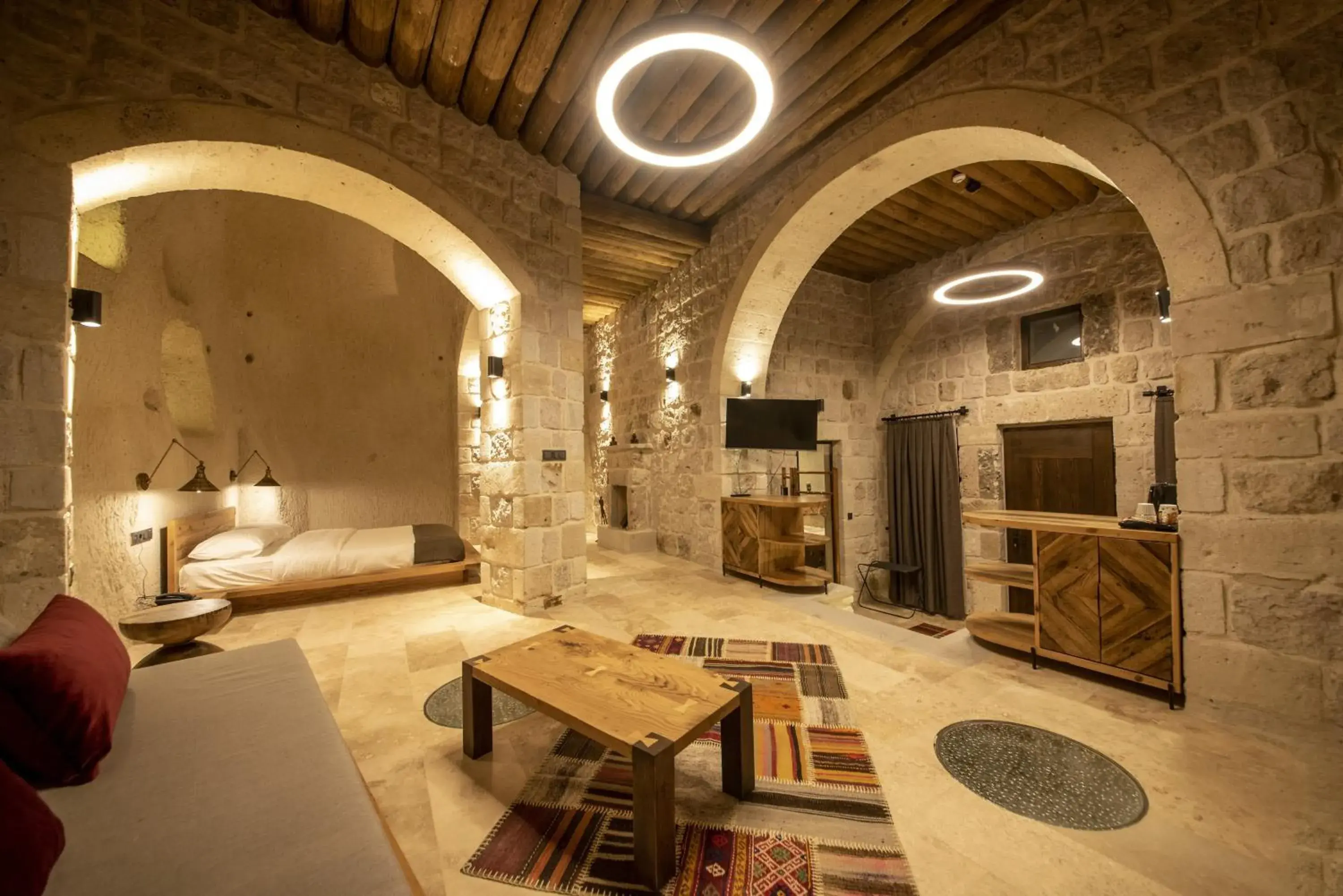 Large Double Room in Luvi Cave Hotel Large Double Room in Luvi Cave Hotel