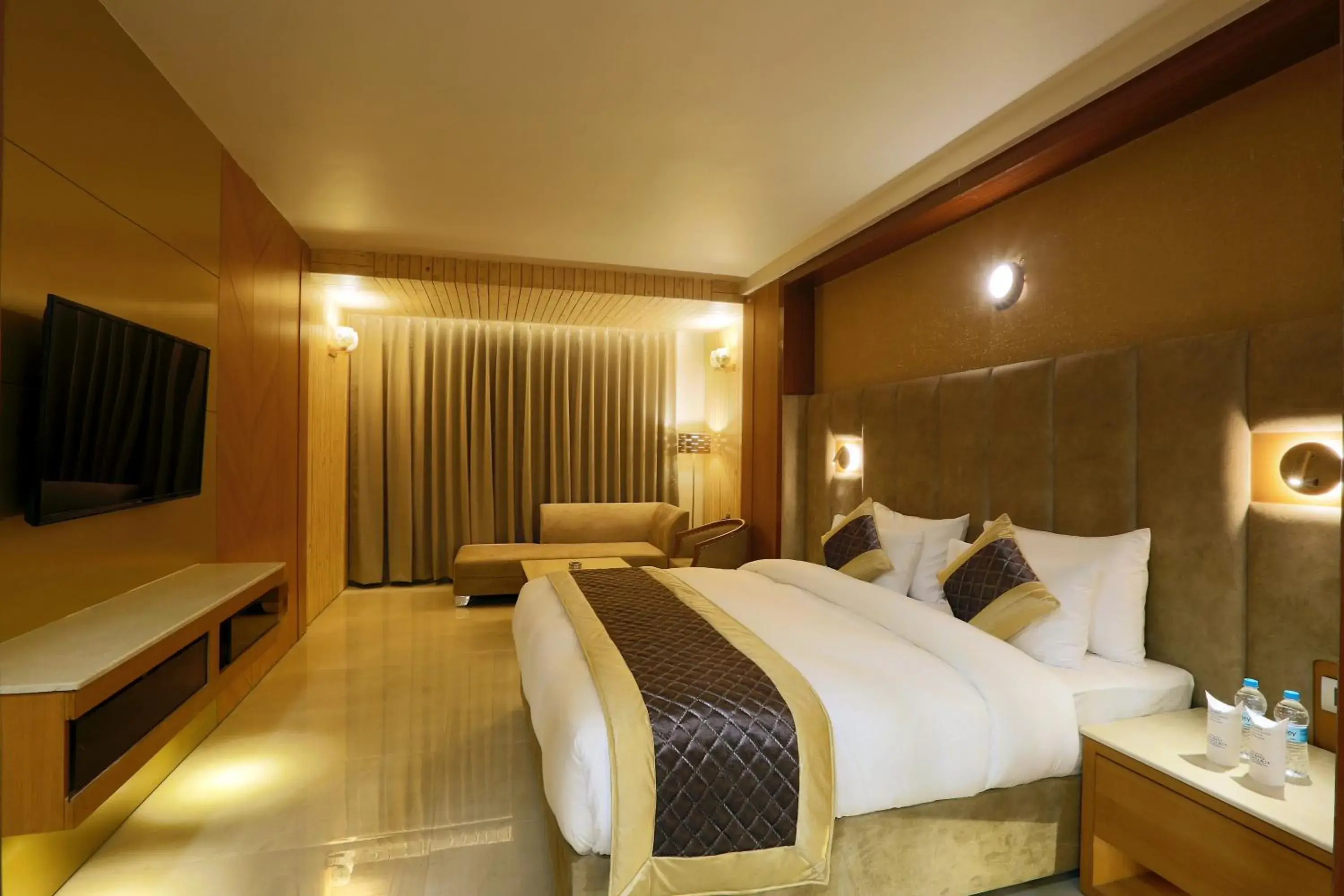 Business Double Room with Gym Access in Hotel Omega - Gurgaon Central, Sec 45 Business Double Room with Gym Access in Hotel Omega - Gurgaon Central, Sec 45