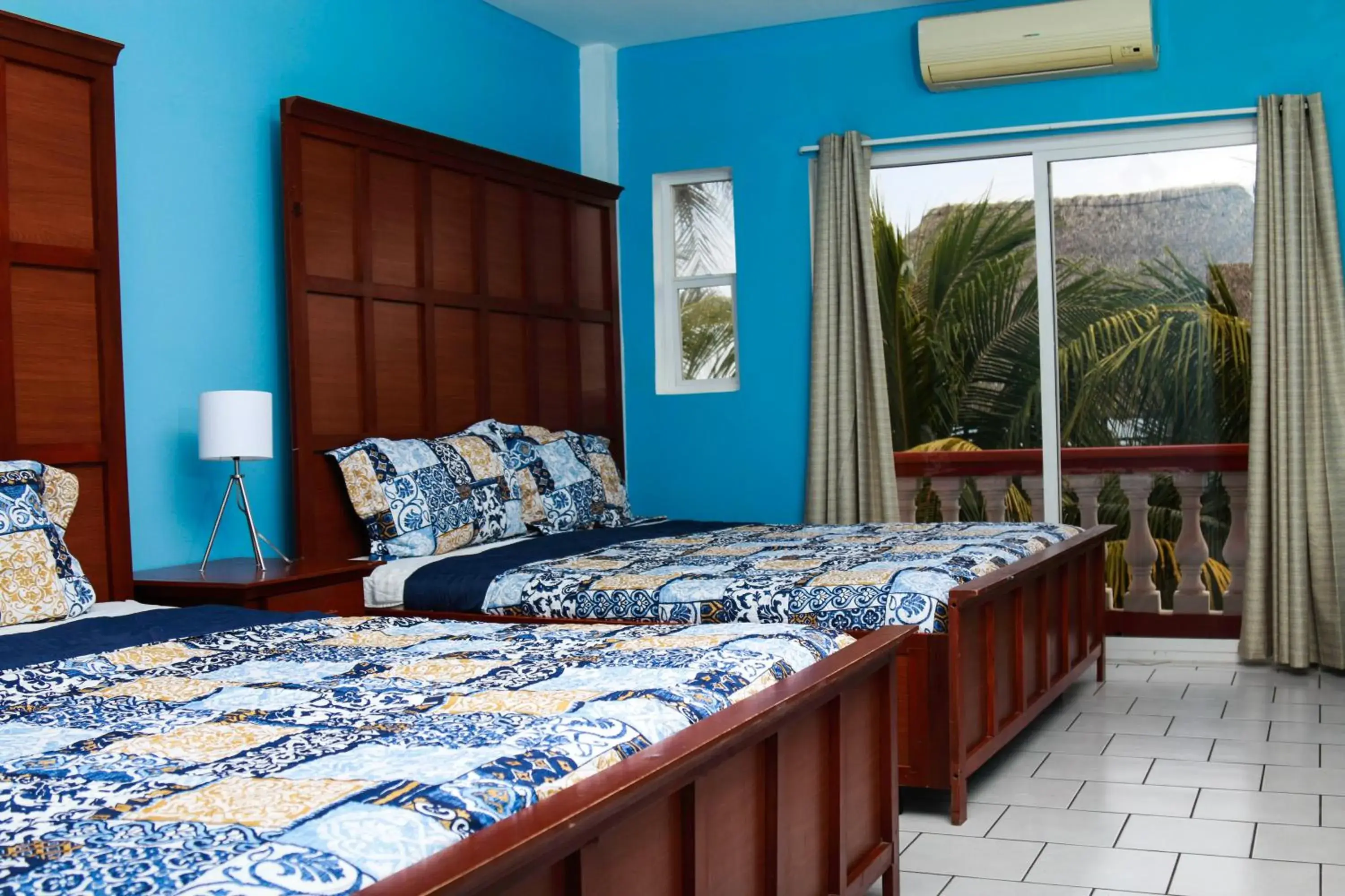 Double Room with Ocean View in Sabas Beach Resort Double Room with Ocean View in Sabas Beach Resort