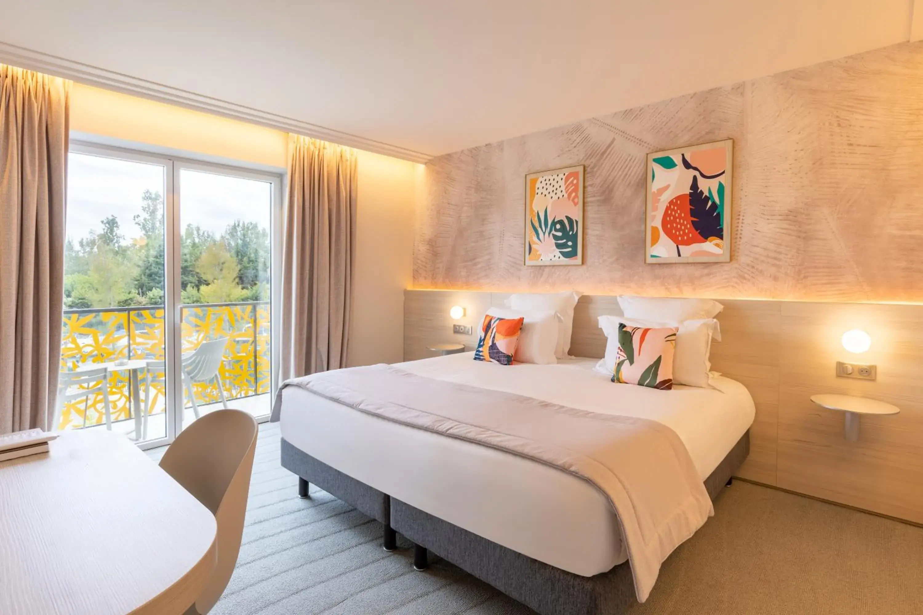 King Suite with Two Balconies and Two Bathrooms - Non-Smoking in Ilot du Golf BW Premier Collection King Suite with Two Balconies and Two Bathrooms - Non-Smoking in Ilot du Golf BW Premier Collection