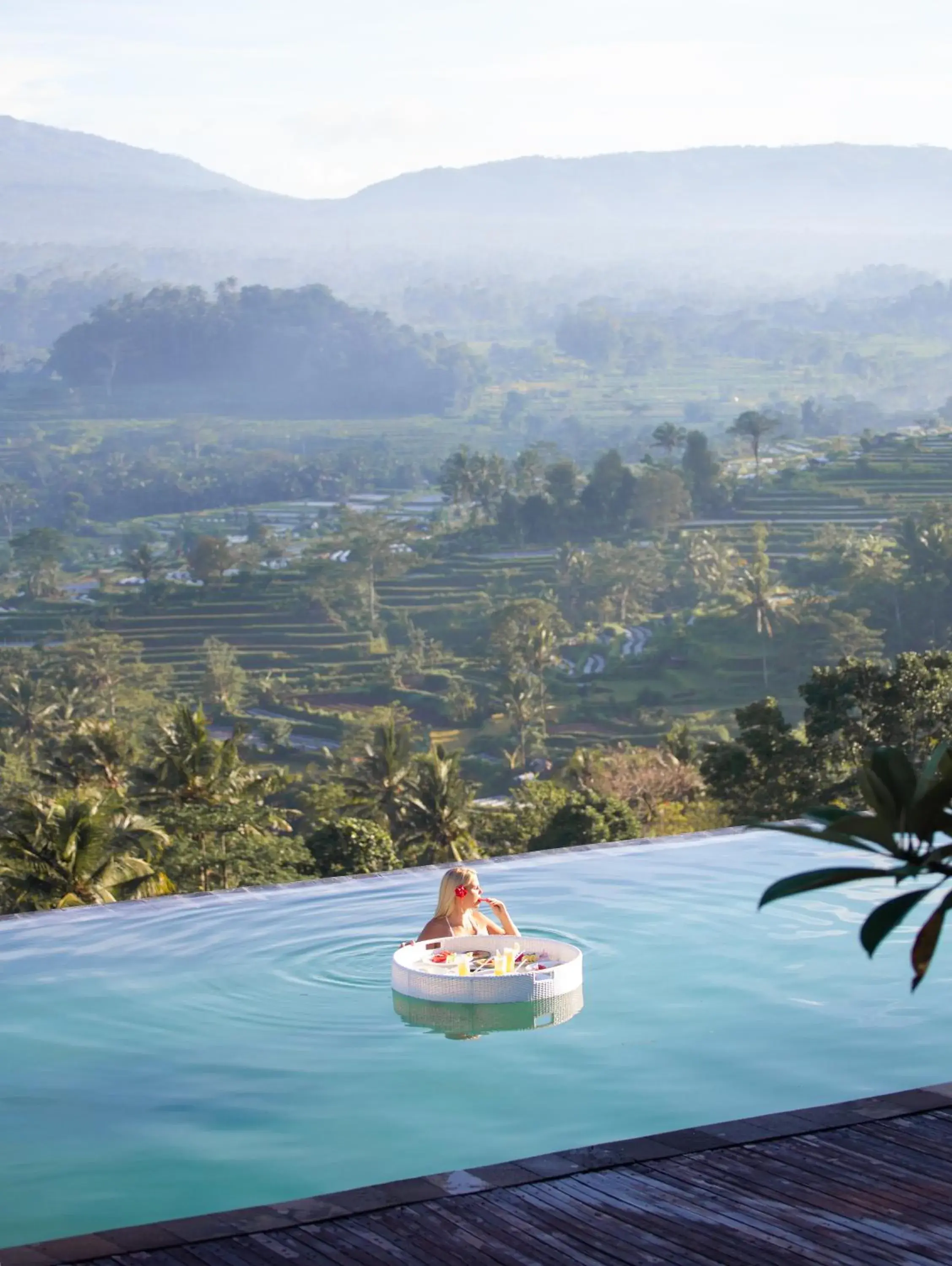 Bungalow with Mountain View in Patal Kikian Villa Bungalow with Mountain View in Patal Kikian Villa