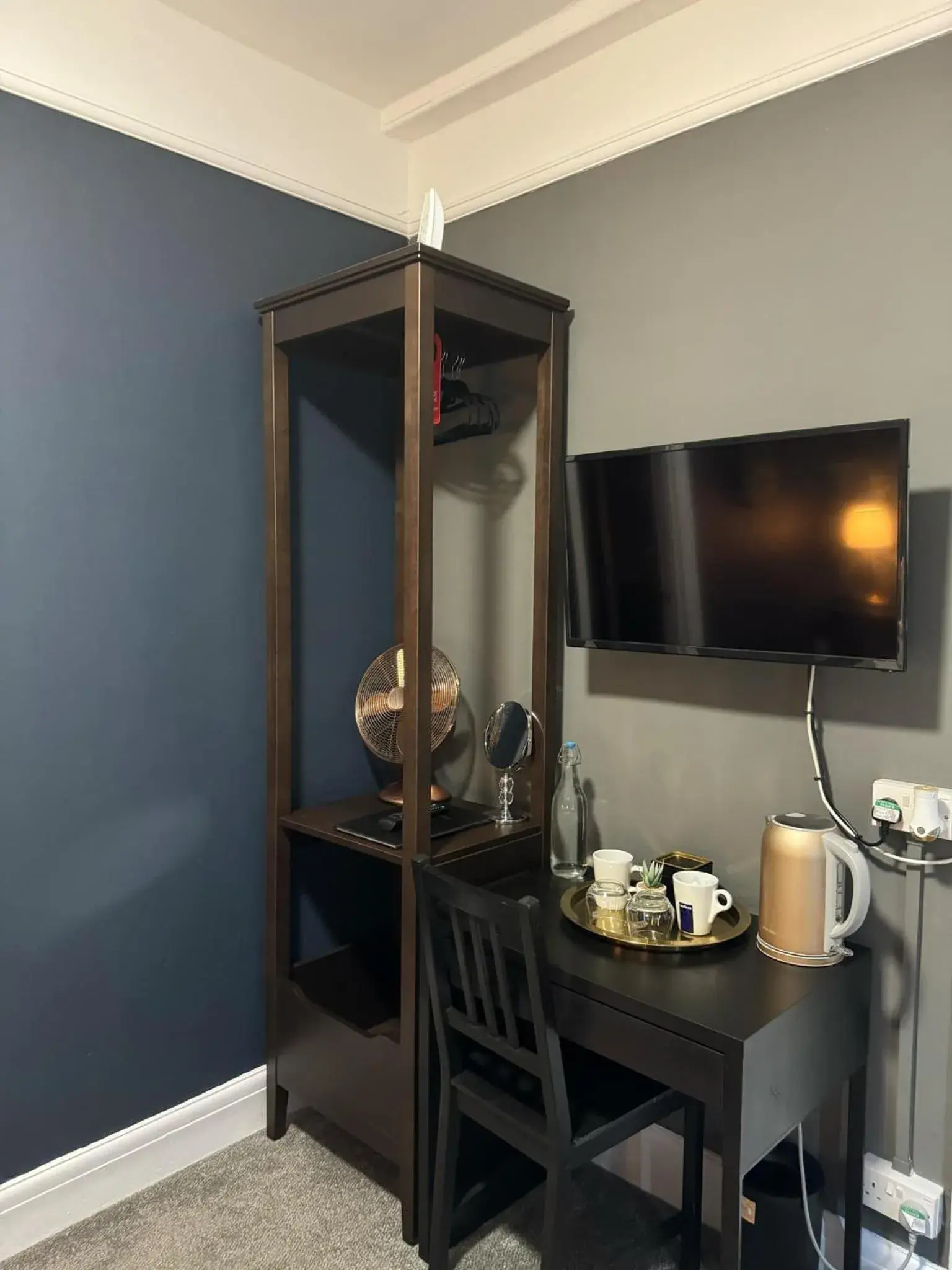 Double Room with Private Bathroom in The Fountain Inn & Riverside Restaurant Double Room with Private Bathroom in The Fountain Inn & Riverside Restaurant