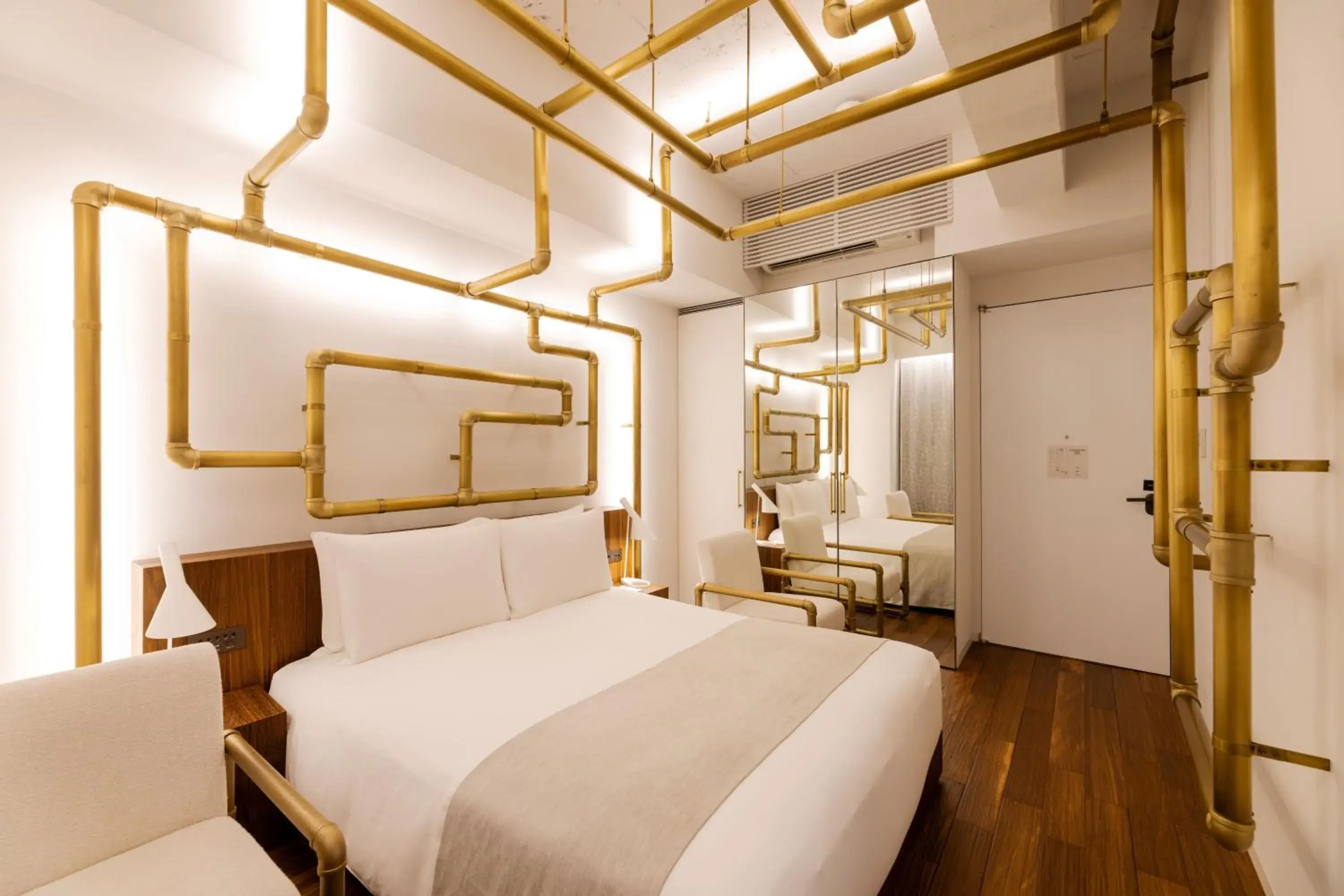 LEANDRO ERLICH ROOM in SHIROIYA HOTEL LEANDRO ERLICH ROOM in SHIROIYA HOTEL