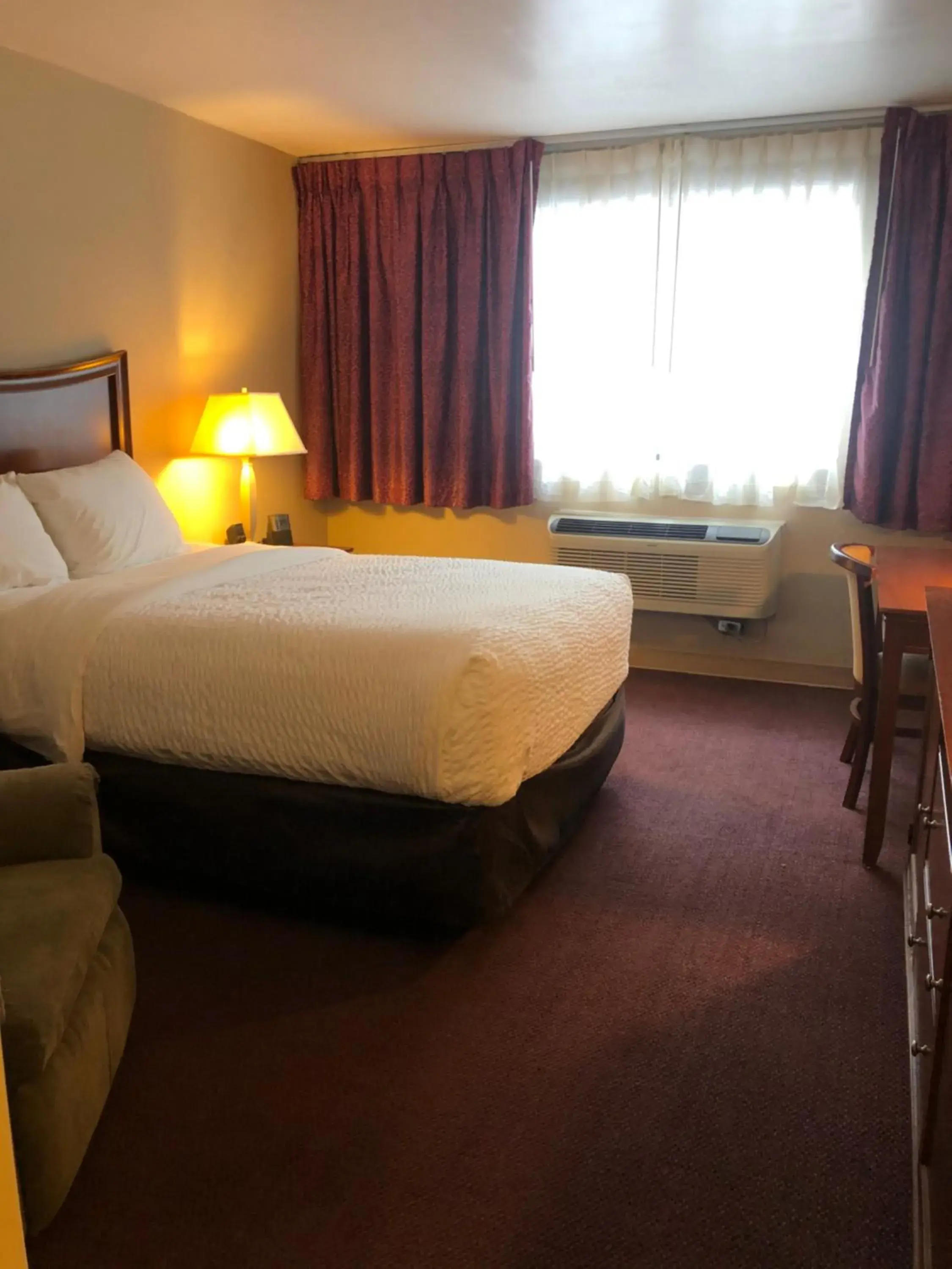 Double Room - Disability Access in Cayuga Blu Double Room - Disability Access in Cayuga Blu