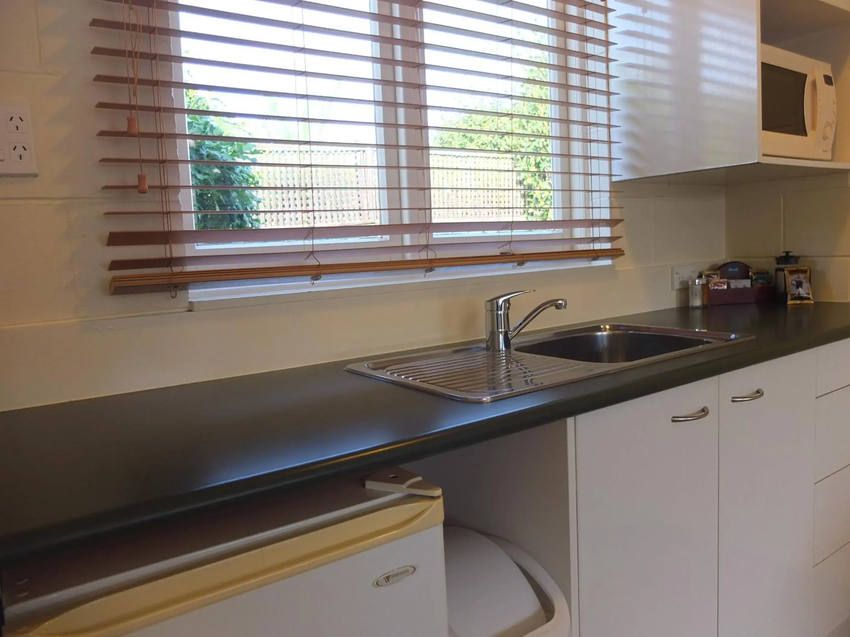 Double Studio in Colonial Court Motel Double Studio in Colonial Court Motel