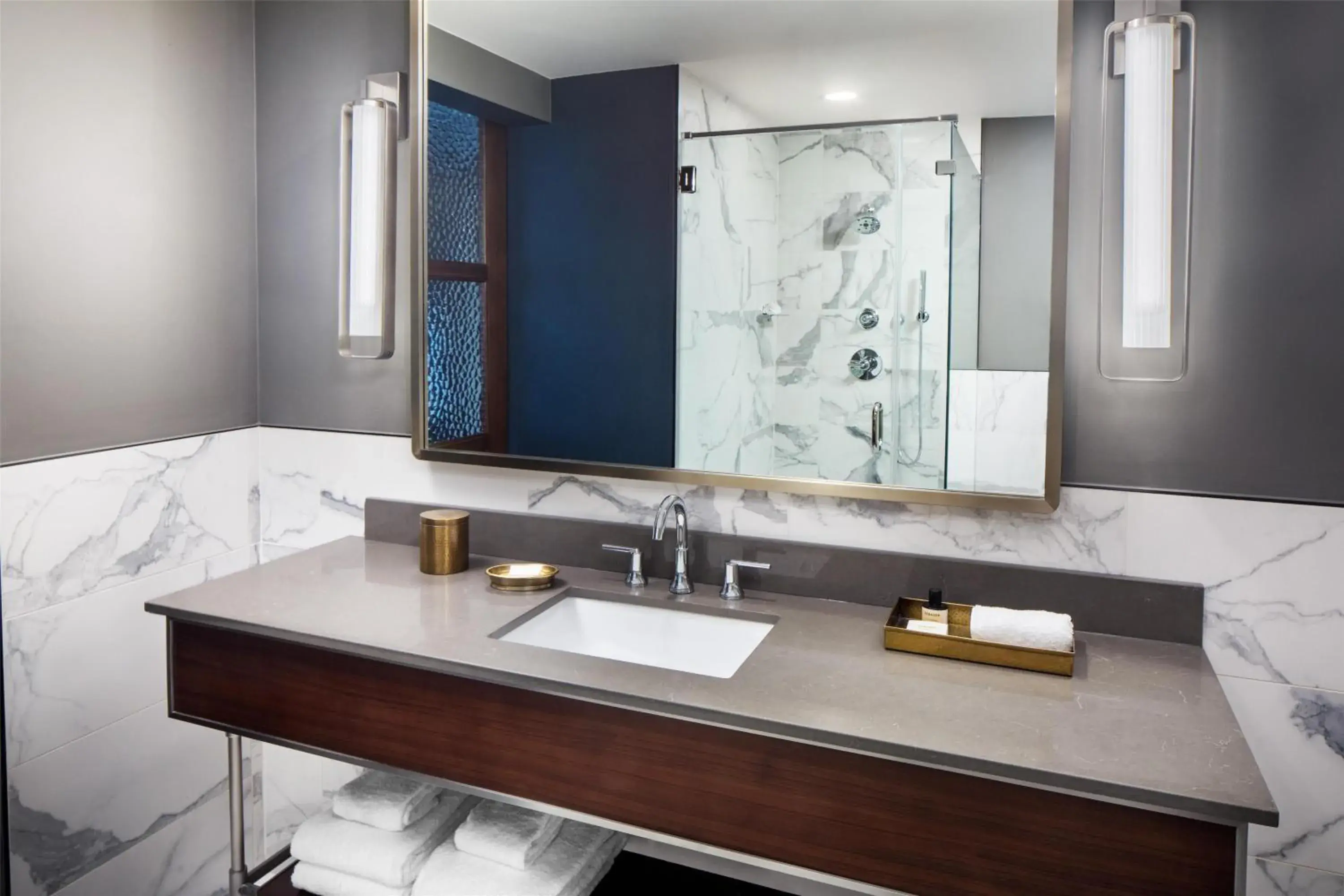 King Room in Thompson San Antonio - Riverwalk, by Hyatt King Room in Thompson San Antonio - Riverwalk, by Hyatt