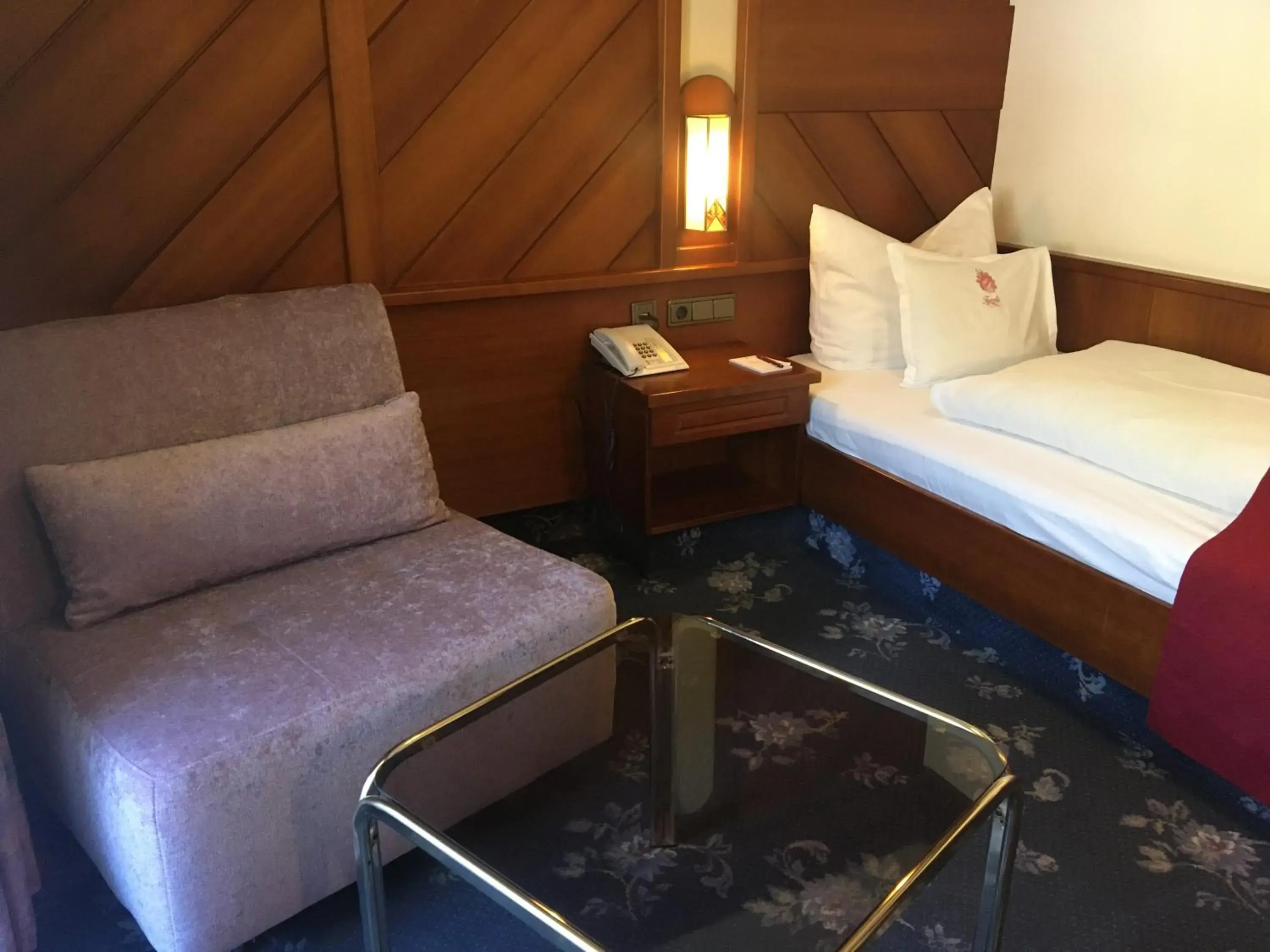 Single Room in Hotel Tyrolis Single Room in Hotel Tyrolis