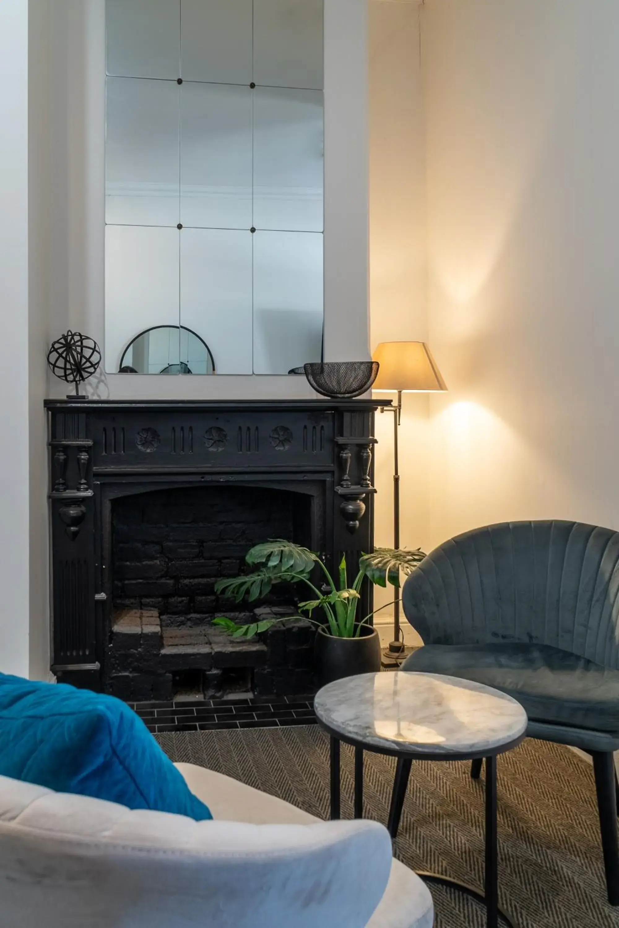 Superior King Room in Victoria Hotel Toodyay Superior King Room in Victoria Hotel Toodyay