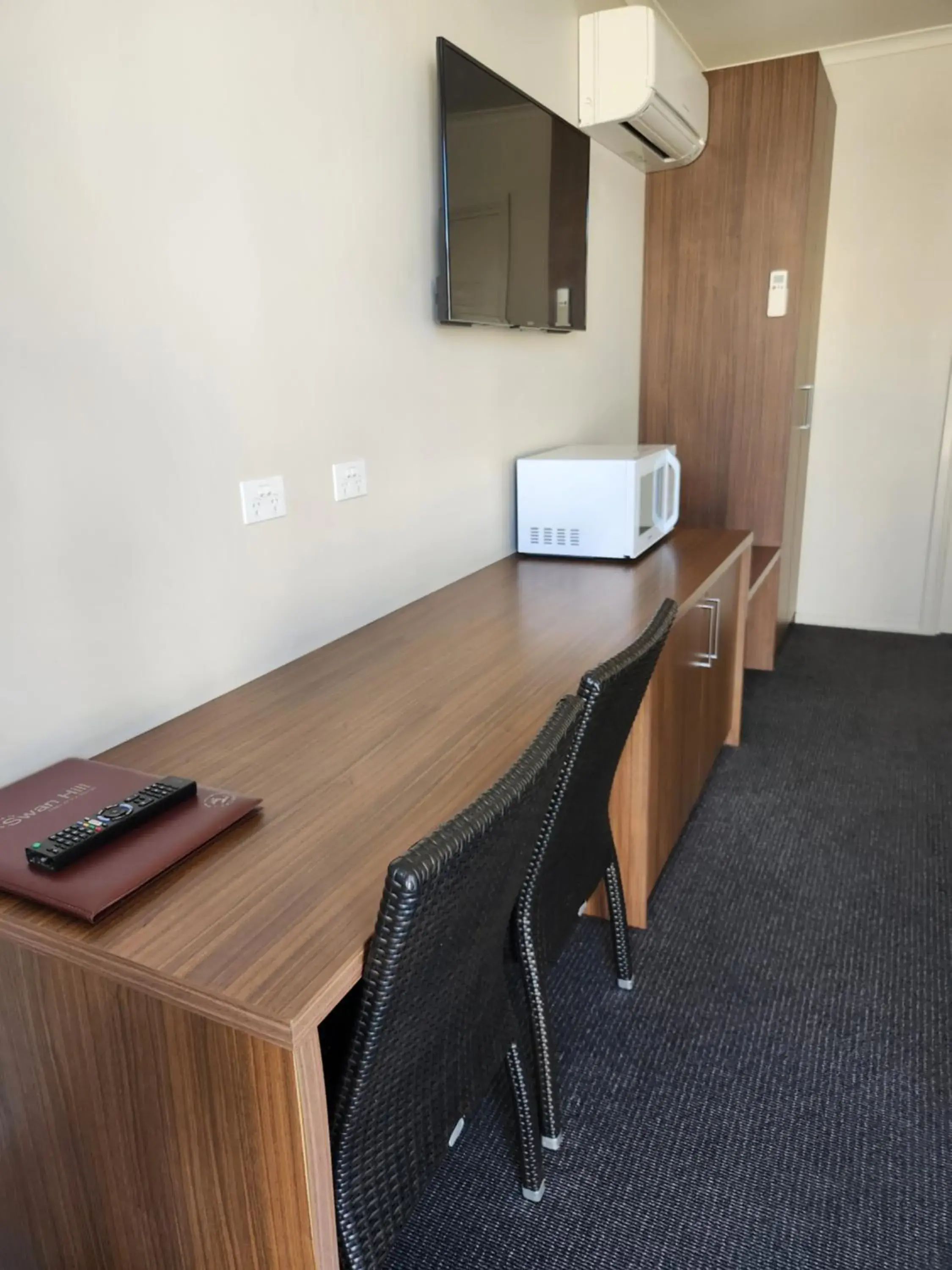 Superior Double or Twin Room in Jane Eliza Motor Inn Superior Double or Twin Room in Jane Eliza Motor Inn