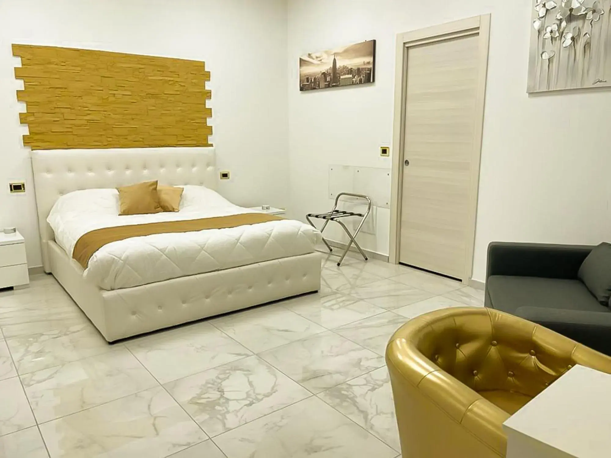 Junior Suite in Royal Central Room Junior Suite in Royal Central Room