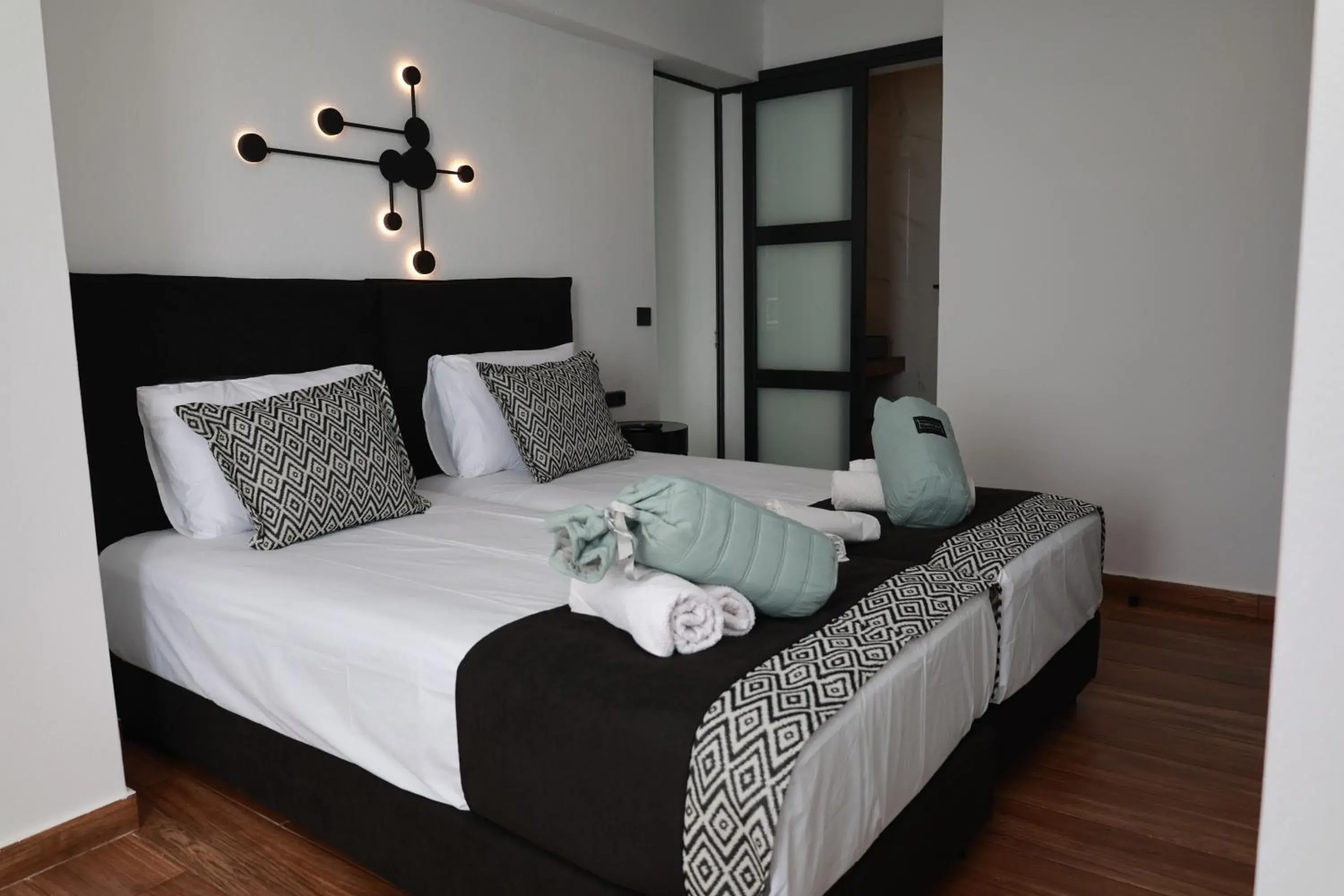 Two-Bedroom Apartment with Sea View (1-4 Adults) in Paris-Irini Studios And Apartments Two-Bedroom Apartment with Sea View (1-4 Adults) in Paris-Irini Studios And Apartments