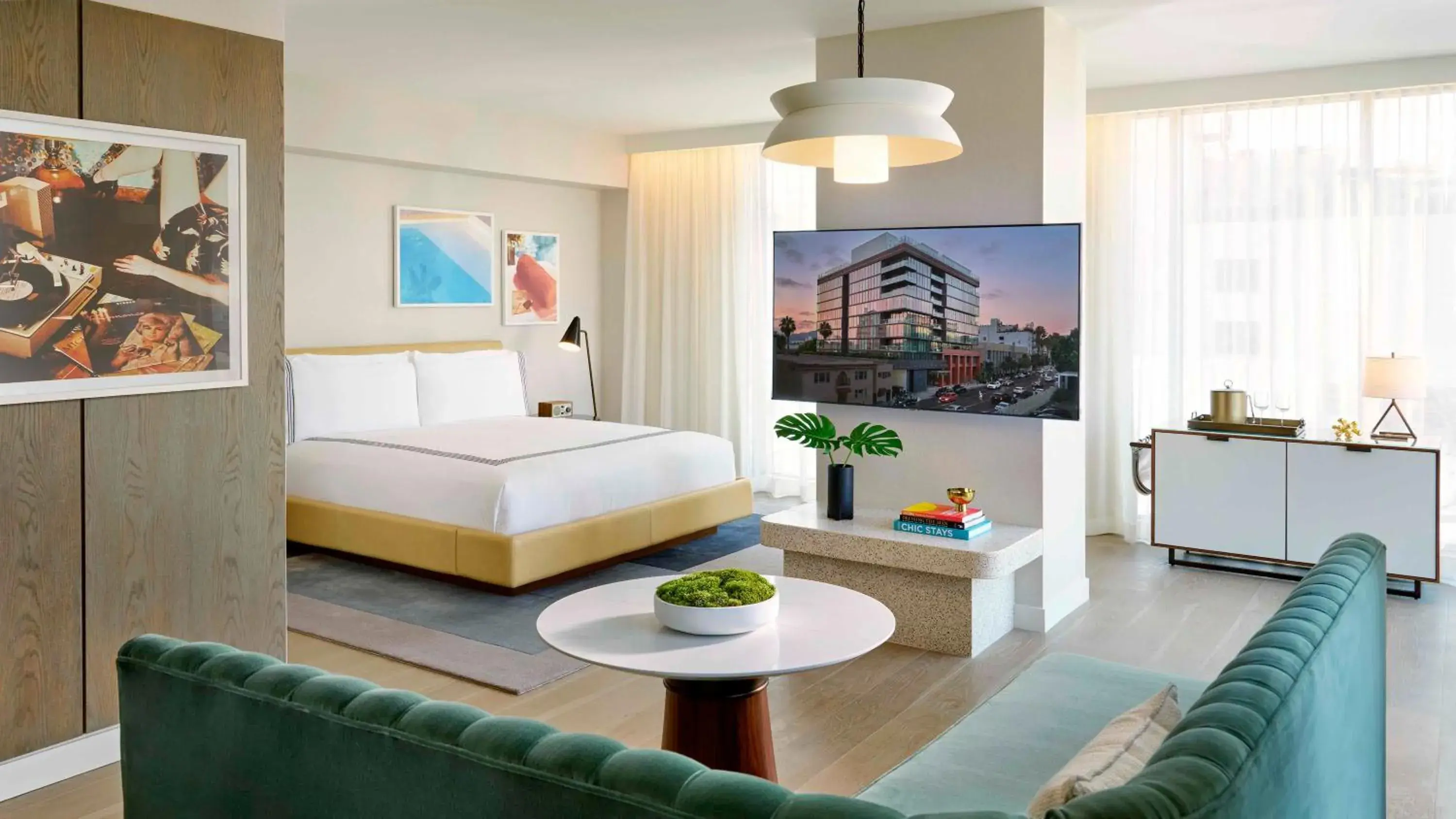 King Studio Suite with View - single occupancy in Thompson Hollywood, by Hyatt King Studio Suite with View - single occupancy in Thompson Hollywood, by Hyatt