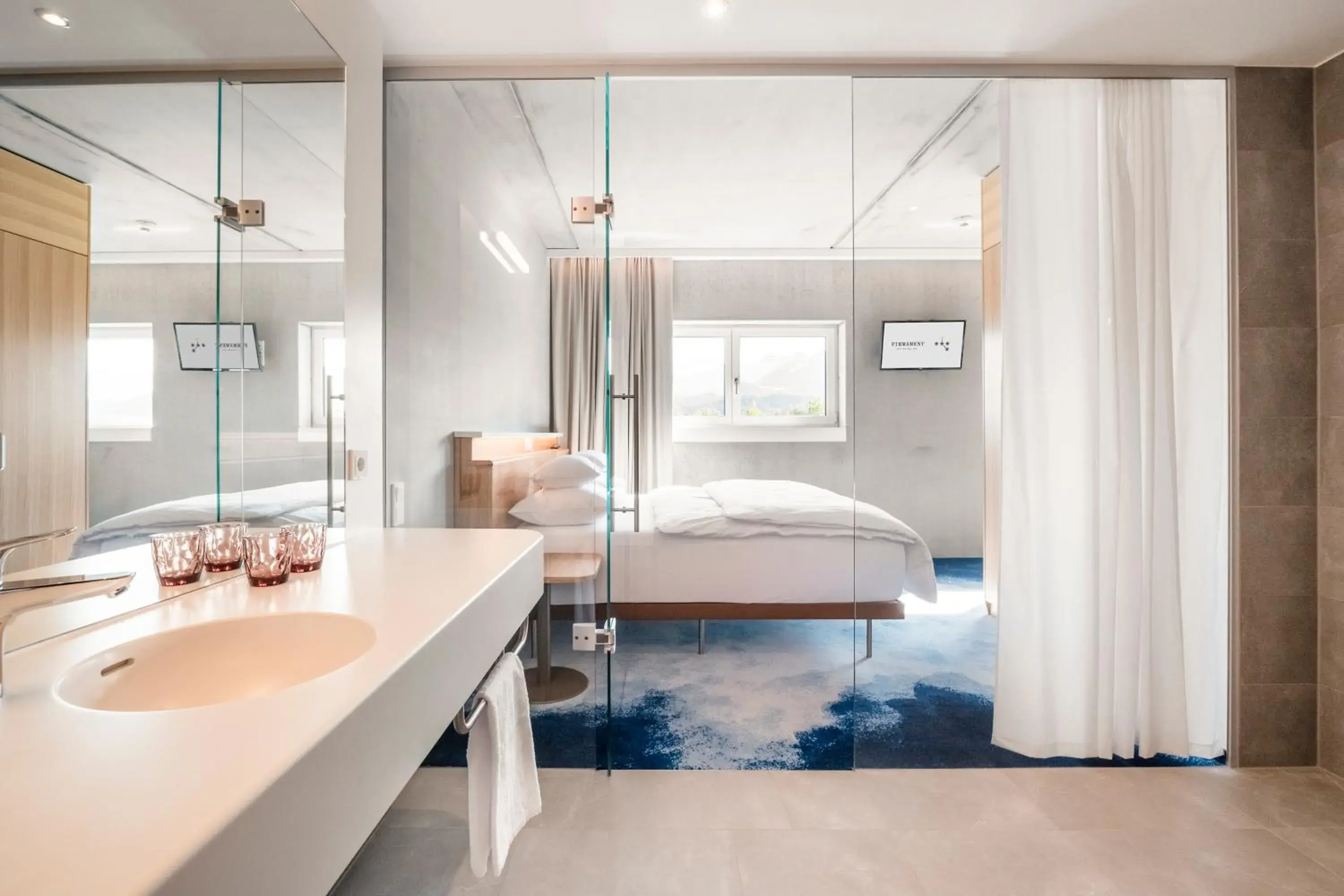 Business Suite in FIRMAMENT Hotel Business Suite in FIRMAMENT Hotel